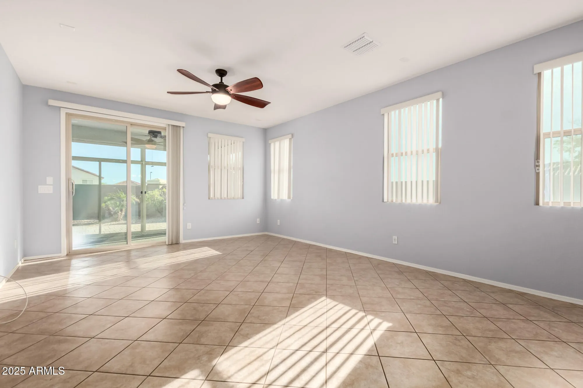 Property Slideshow image 8 of 28 | 22613 w antelope trl, Buckeye, AZ, 85326
