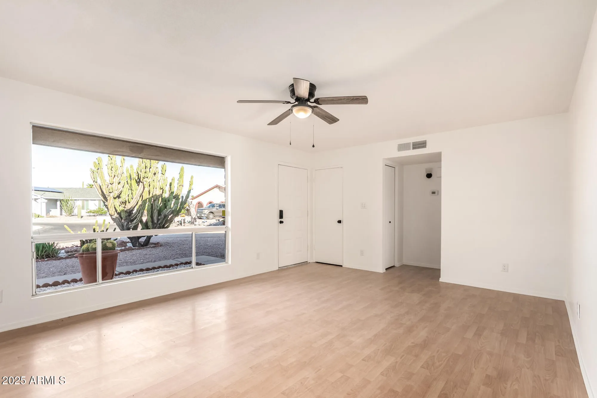 Property Slideshow image 5 of 30 | 1152 s 81st pl, Mesa, AZ, 85208