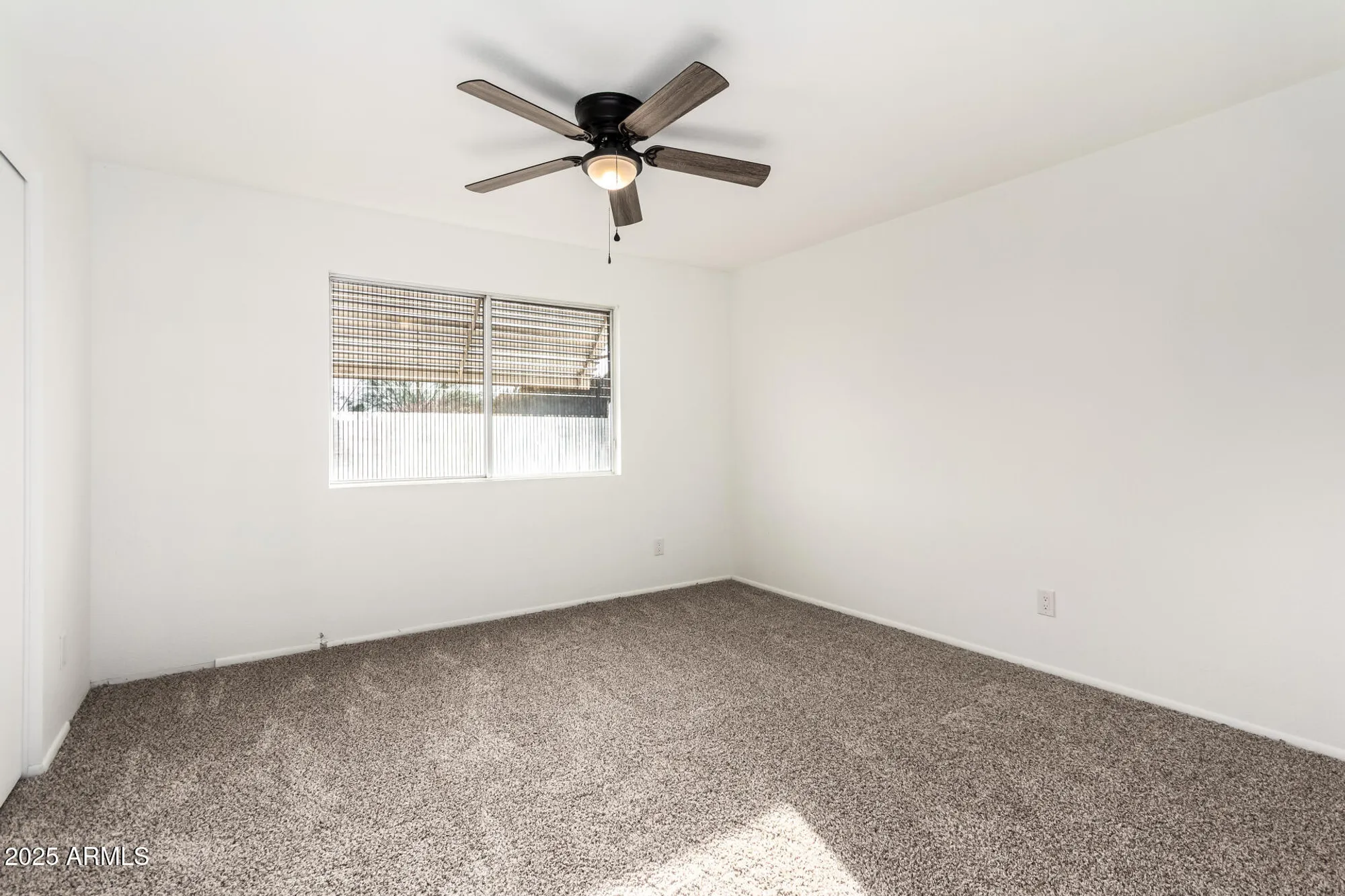 Property Slideshow image 21 of 30 | 1152 s 81st pl, Mesa, AZ, 85208