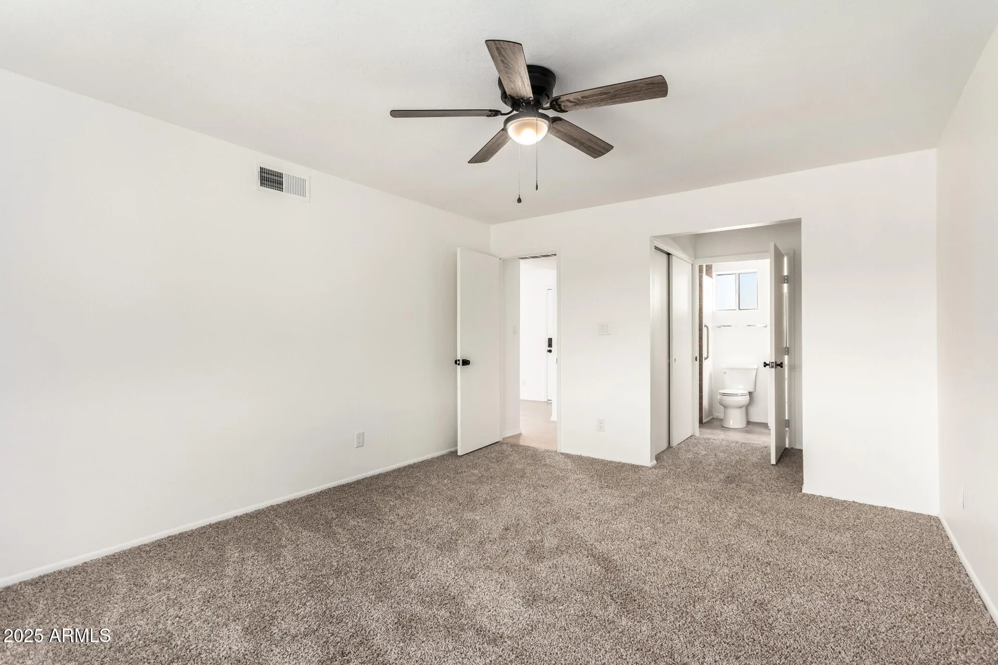 Property Slideshow image 19 of 30 | 1152 s 81st pl, Mesa, AZ, 85208
