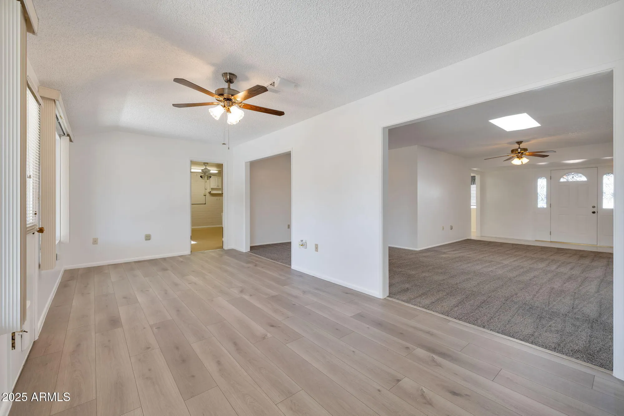 Property Slideshow image 7 of 31 | 10733 w saratoga cir, Sun City, AZ, 85351