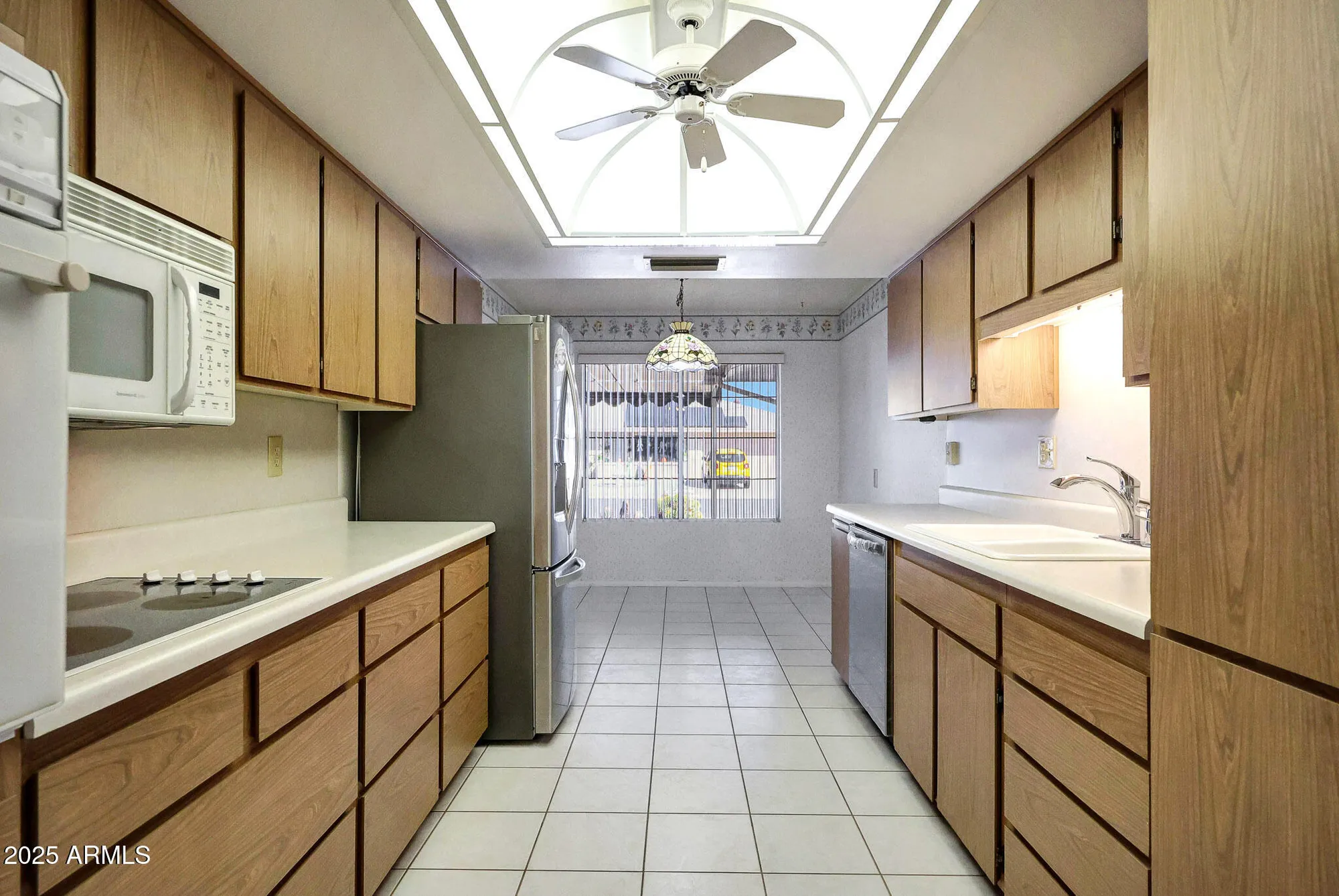 Property Slideshow image 14 of 37 | 16824 n 108th ave, Sun City, AZ, 85351