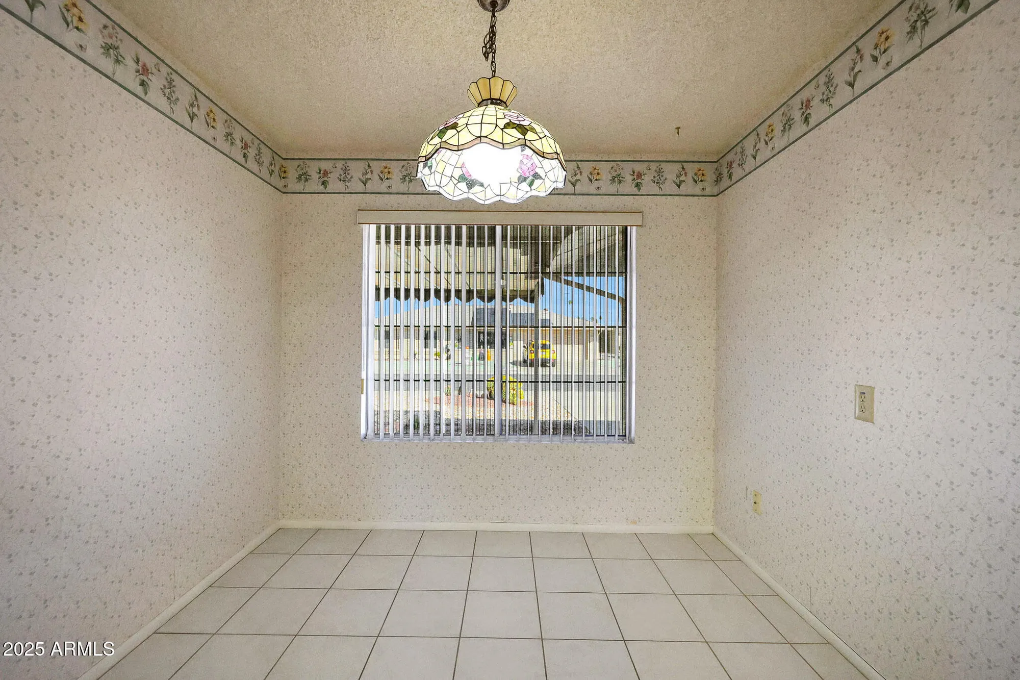 Property Slideshow image 16 of 37 | 16824 n 108th ave, Sun City, AZ, 85351
