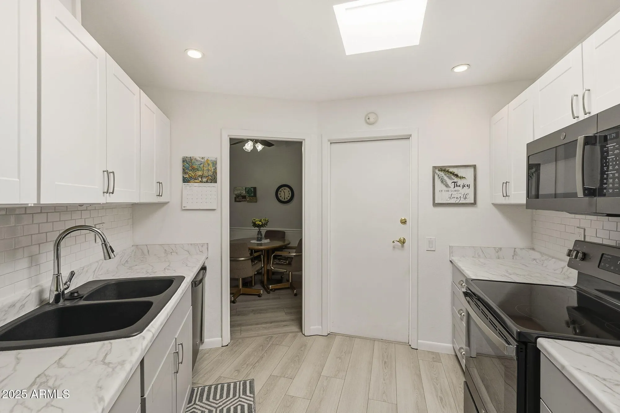 Property Slideshow image 10 of 25 | 10106 w campana dr, Sun City, AZ, 85351