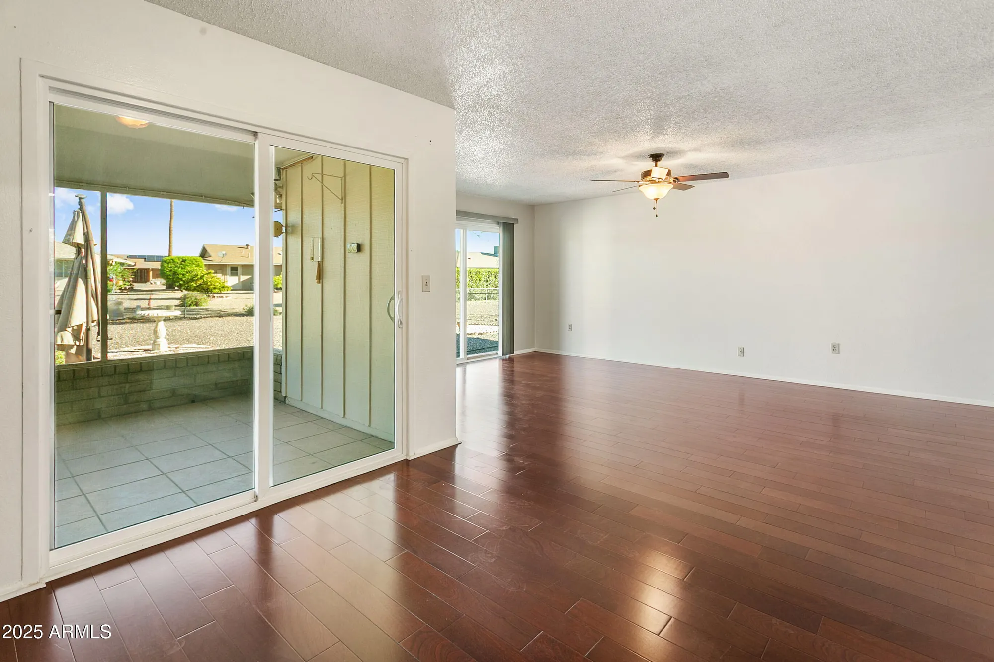 Property Slideshow image 7 of 34 | 9232 w arrowhead dr, Sun City, AZ, 85351