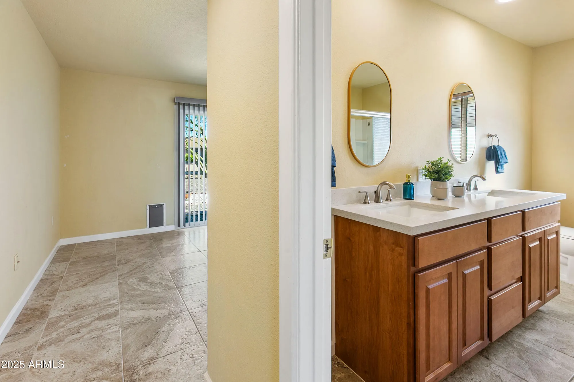 Property Slideshow image 20 of 34 | 9232 w arrowhead dr, Sun City, AZ, 85351