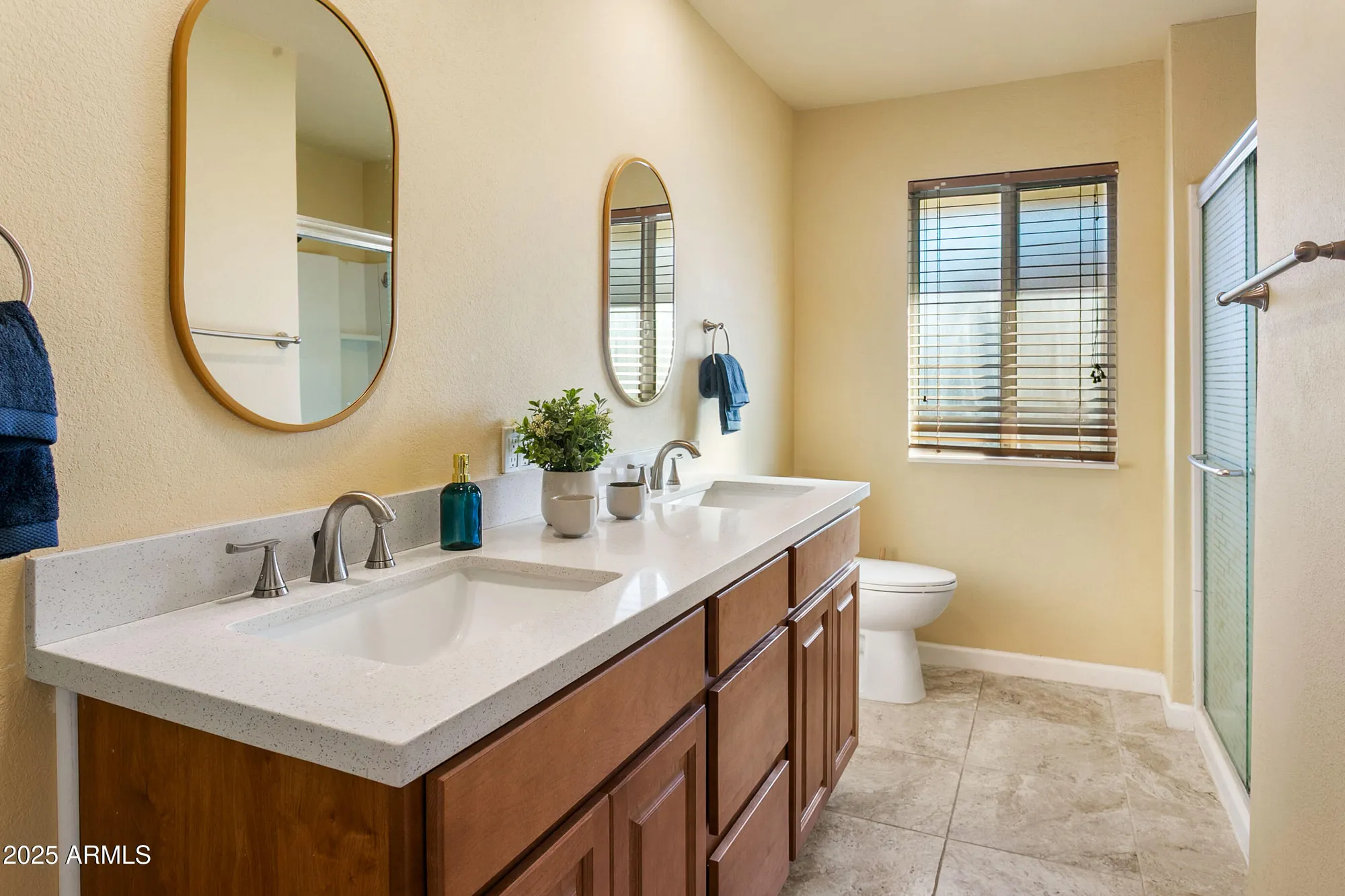 Property Slideshow image 21 of 34 | 9232 w arrowhead dr, Sun City, AZ, 85351