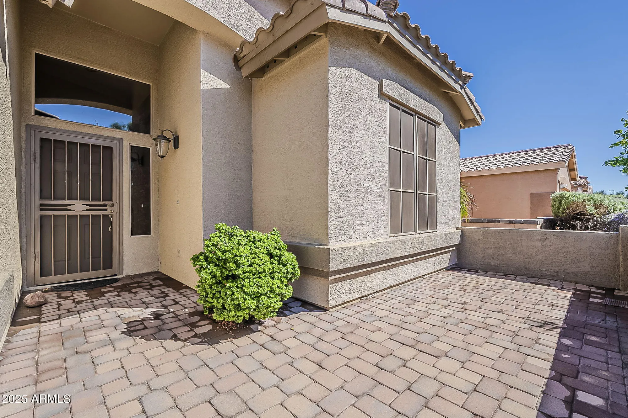 Property Slideshow image 4 of 67 | 4318 e walnut rd, Gilbert, AZ, 85298