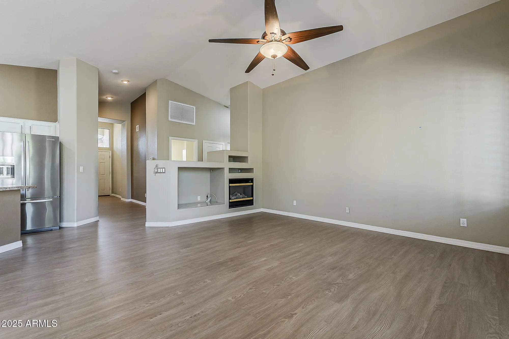 Property Slideshow image 20 of 67 | 4318 e walnut rd, Gilbert, AZ, 85298