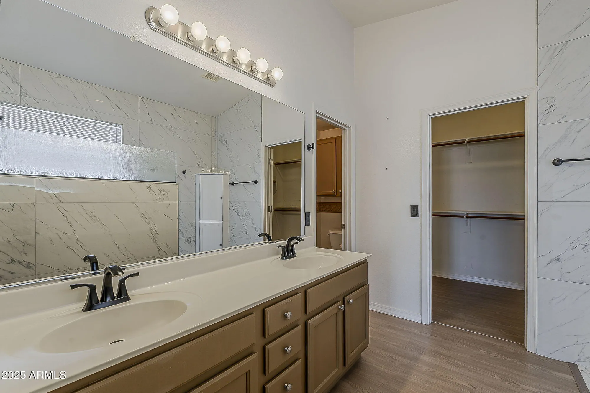 Property Slideshow image 29 of 67 | 4318 e walnut rd, Gilbert, AZ, 85298