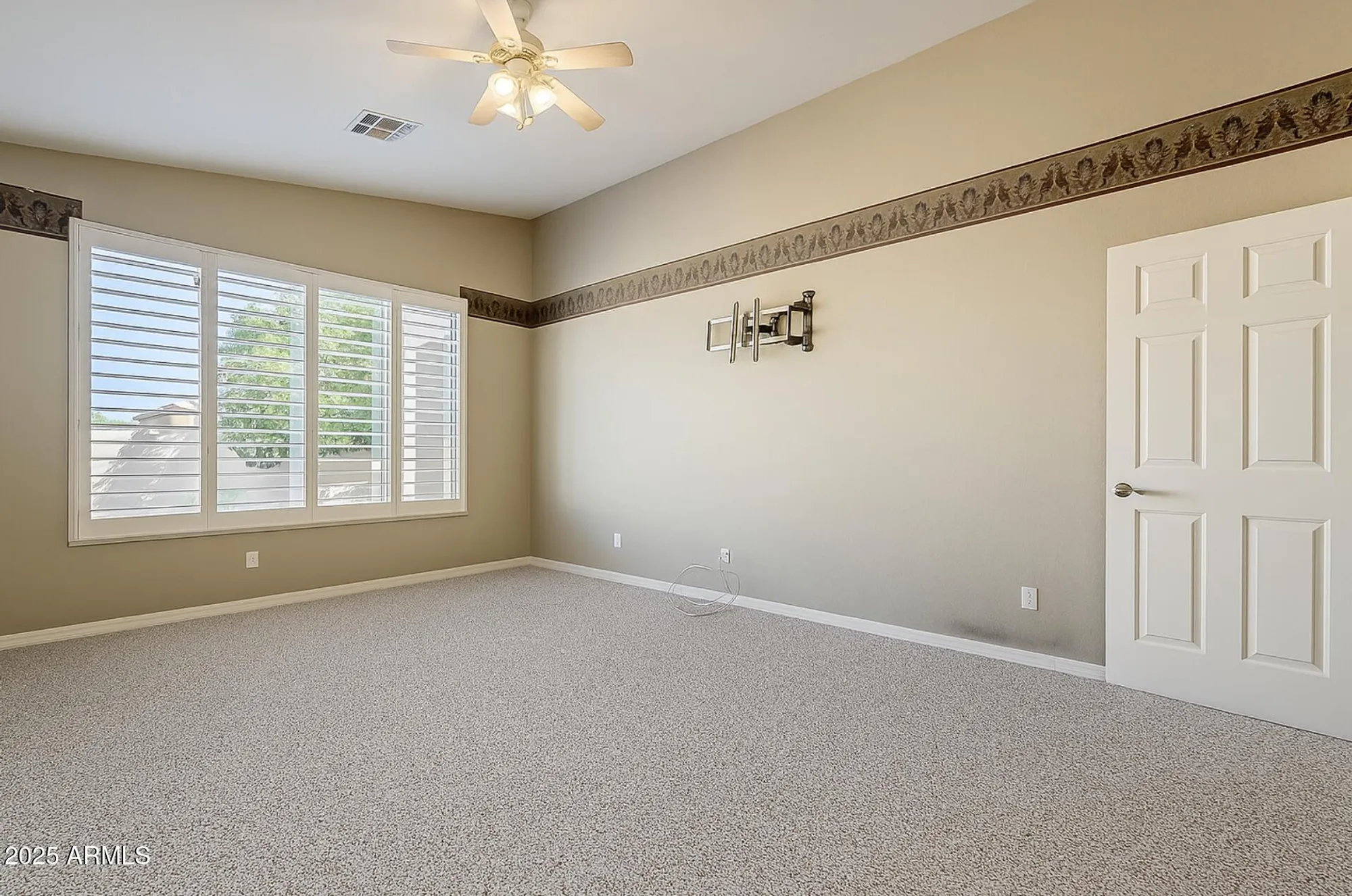 Property Slideshow image 28 of 67 | 4318 e walnut rd, Gilbert, AZ, 85298