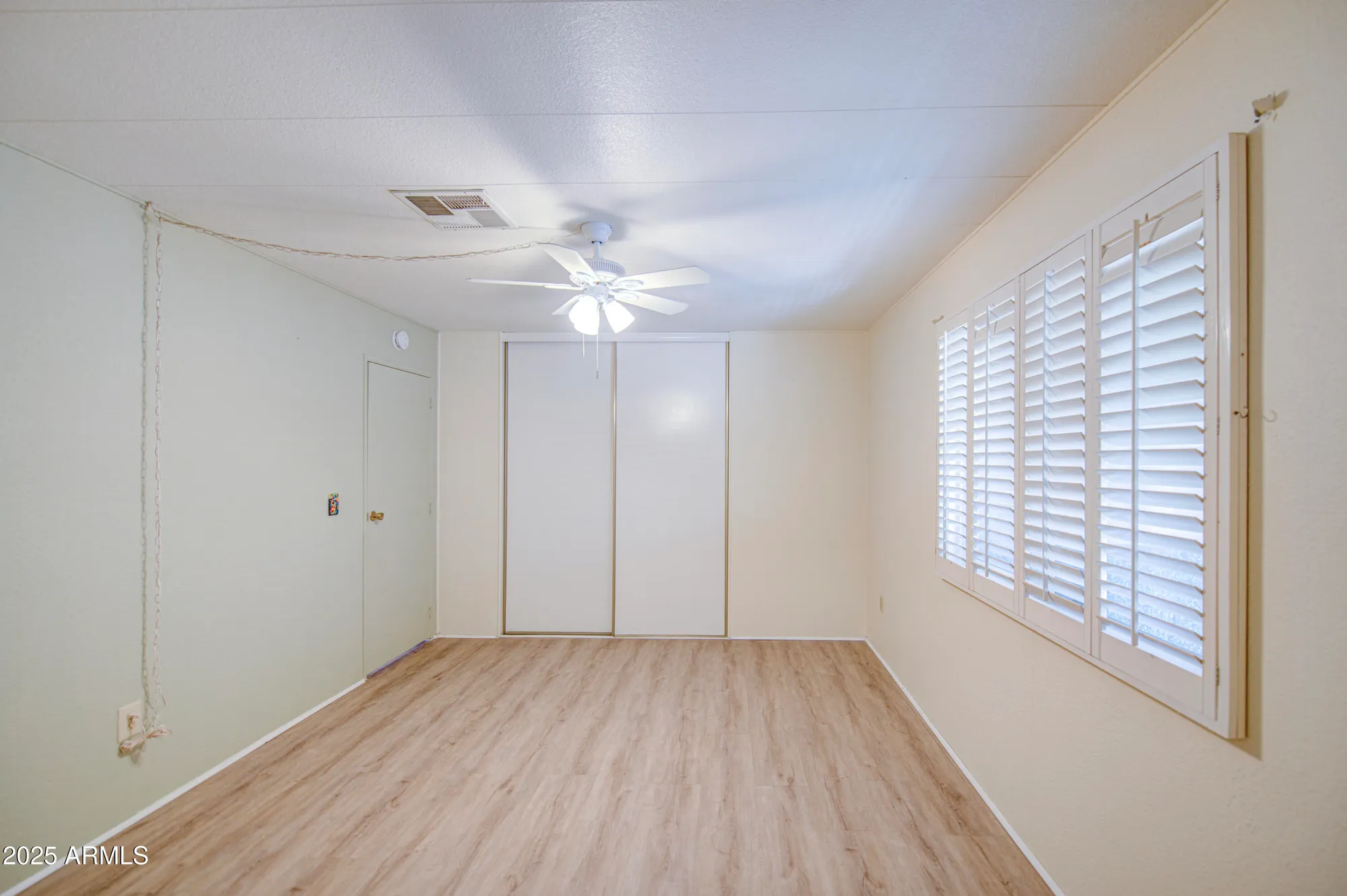 Property Slideshow image 20 of 26 | 625 s 83rd way, Mesa, AZ, 85208