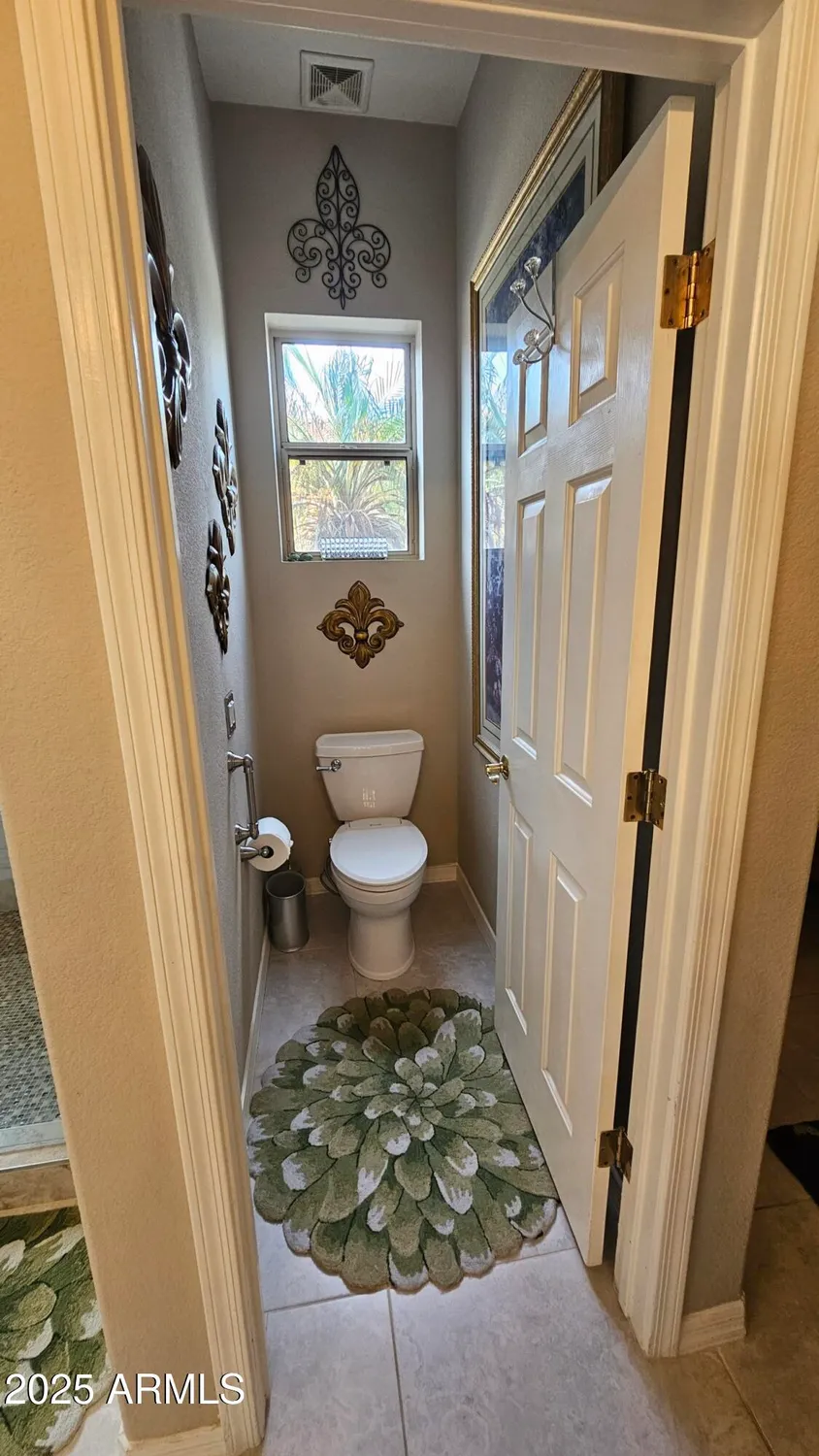 Property Slideshow image 9 of 34 | 4931 s tangerine ln, Gilbert, AZ, 85298