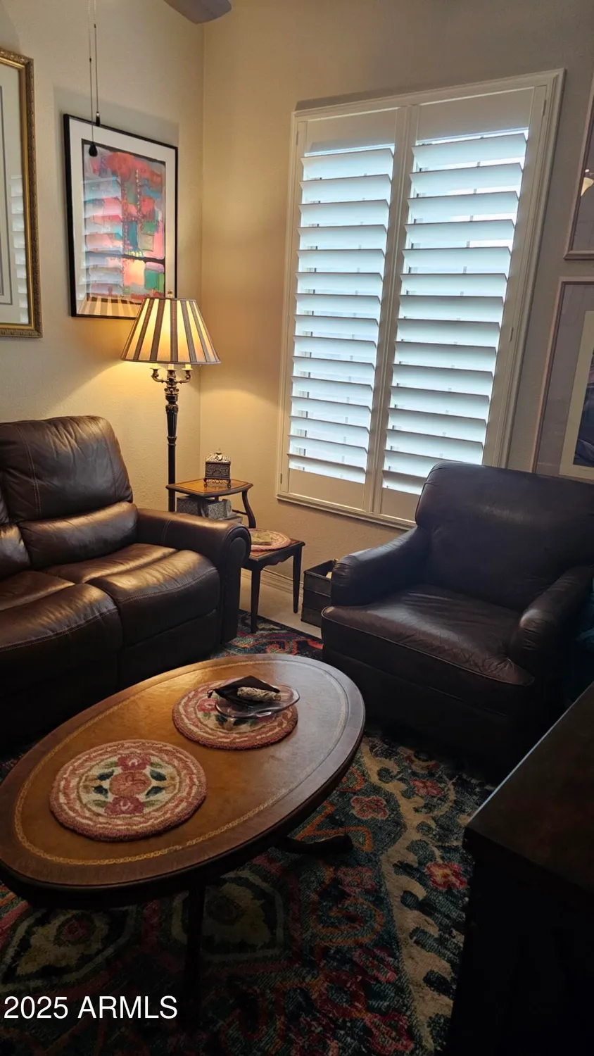 Property Slideshow image 15 of 34 | 4931 s tangerine ln, Gilbert, AZ, 85298