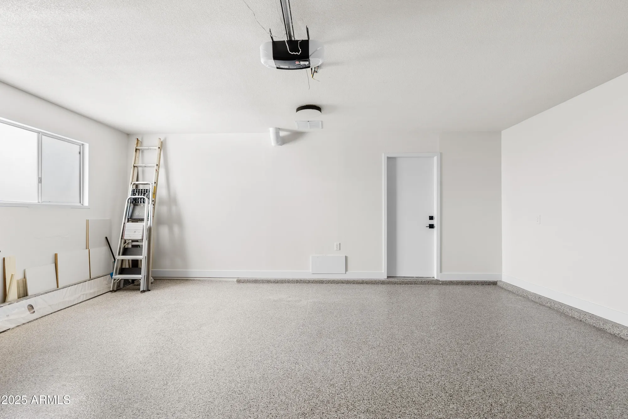 Property Slideshow image 23 of 27 | 10850 w boswell blvd, Sun City, AZ, 85373