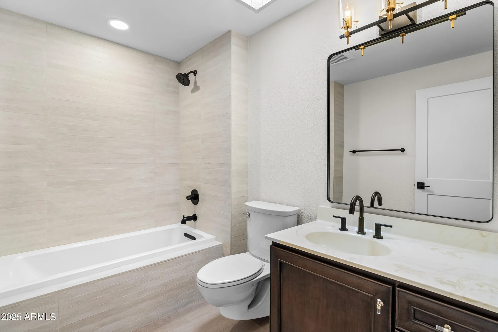 Property Slideshow image 19 of 27 | 10850 w boswell blvd, Sun City, AZ, 85373