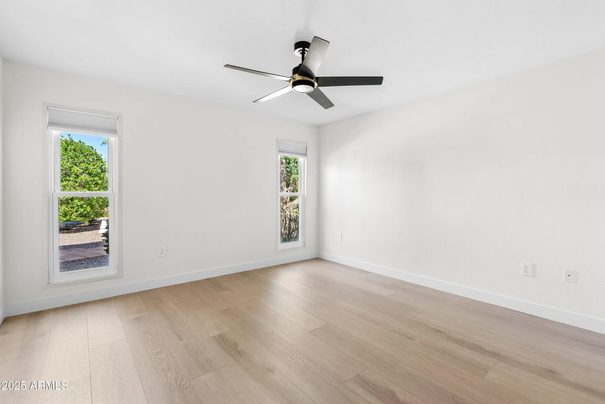 Property Slideshow image 15 of 27 | 10850 w boswell blvd, Sun City, AZ, 85373