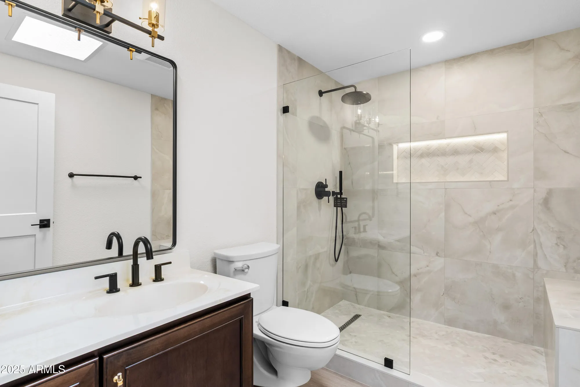 Property Slideshow image 13 of 27 | 10850 w boswell blvd, Sun City, AZ, 85373