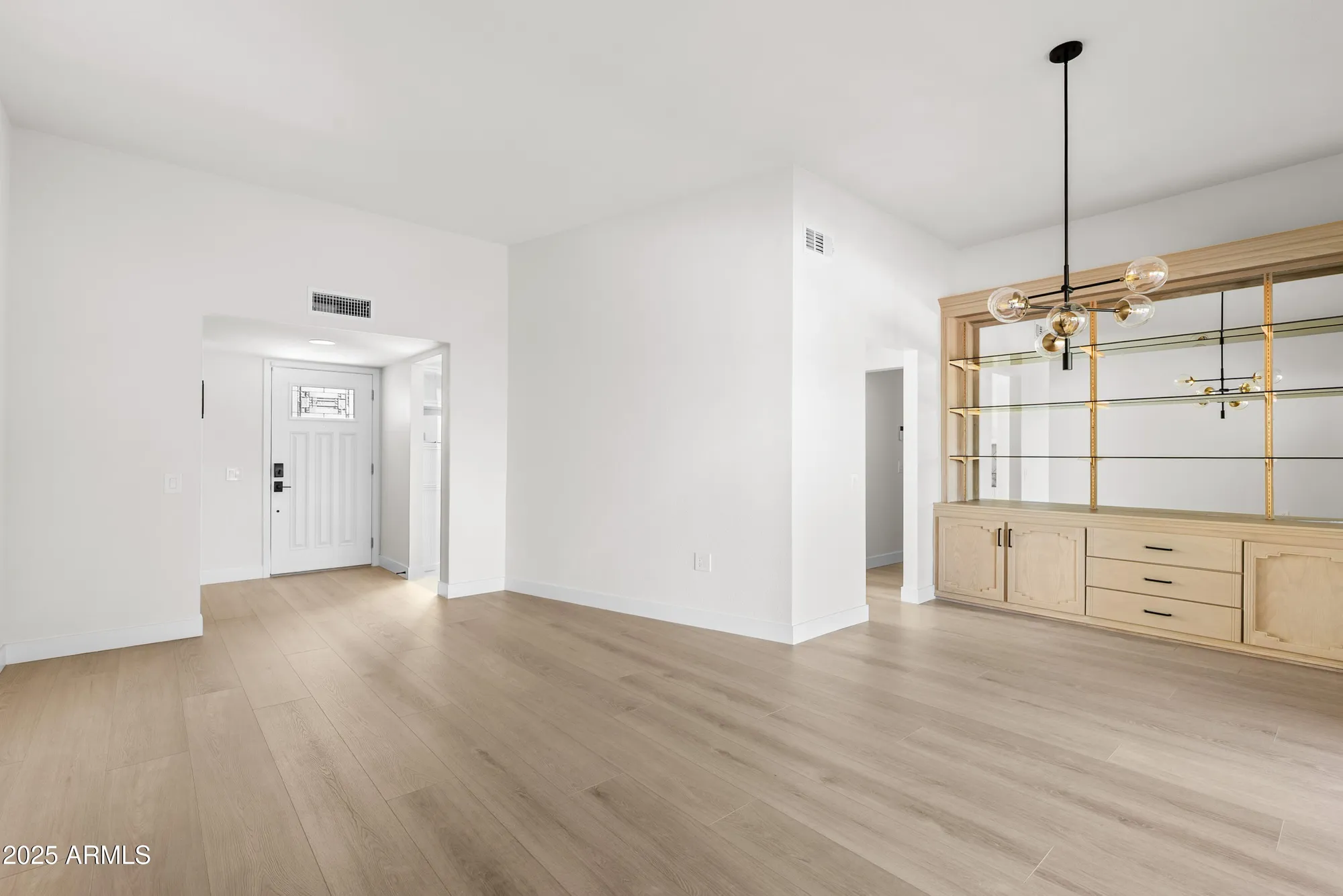 Property Slideshow image 4 of 27 | 10850 w boswell blvd, Sun City, AZ, 85373