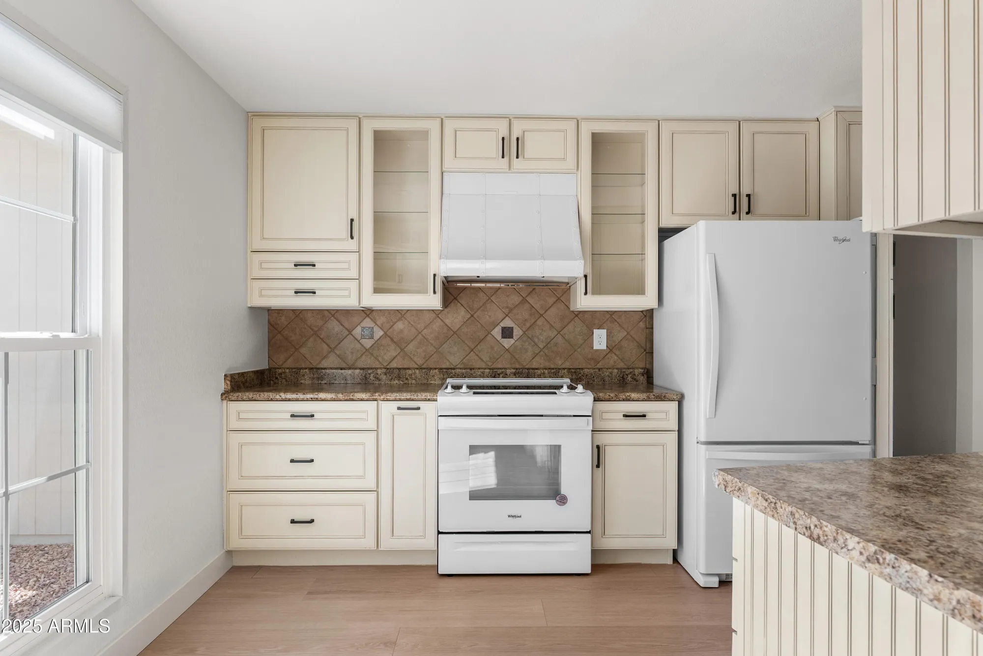 Property Slideshow image 8 of 27 | 10850 w boswell blvd, Sun City, AZ, 85373