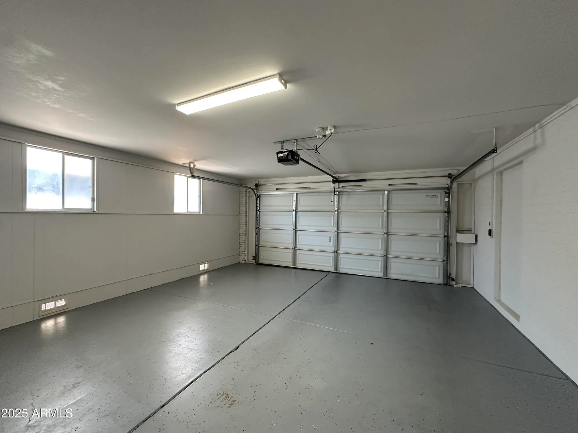 Property Slideshow image 10 of 19 | 10837 w tropicana cir, Sun City, AZ, 85351