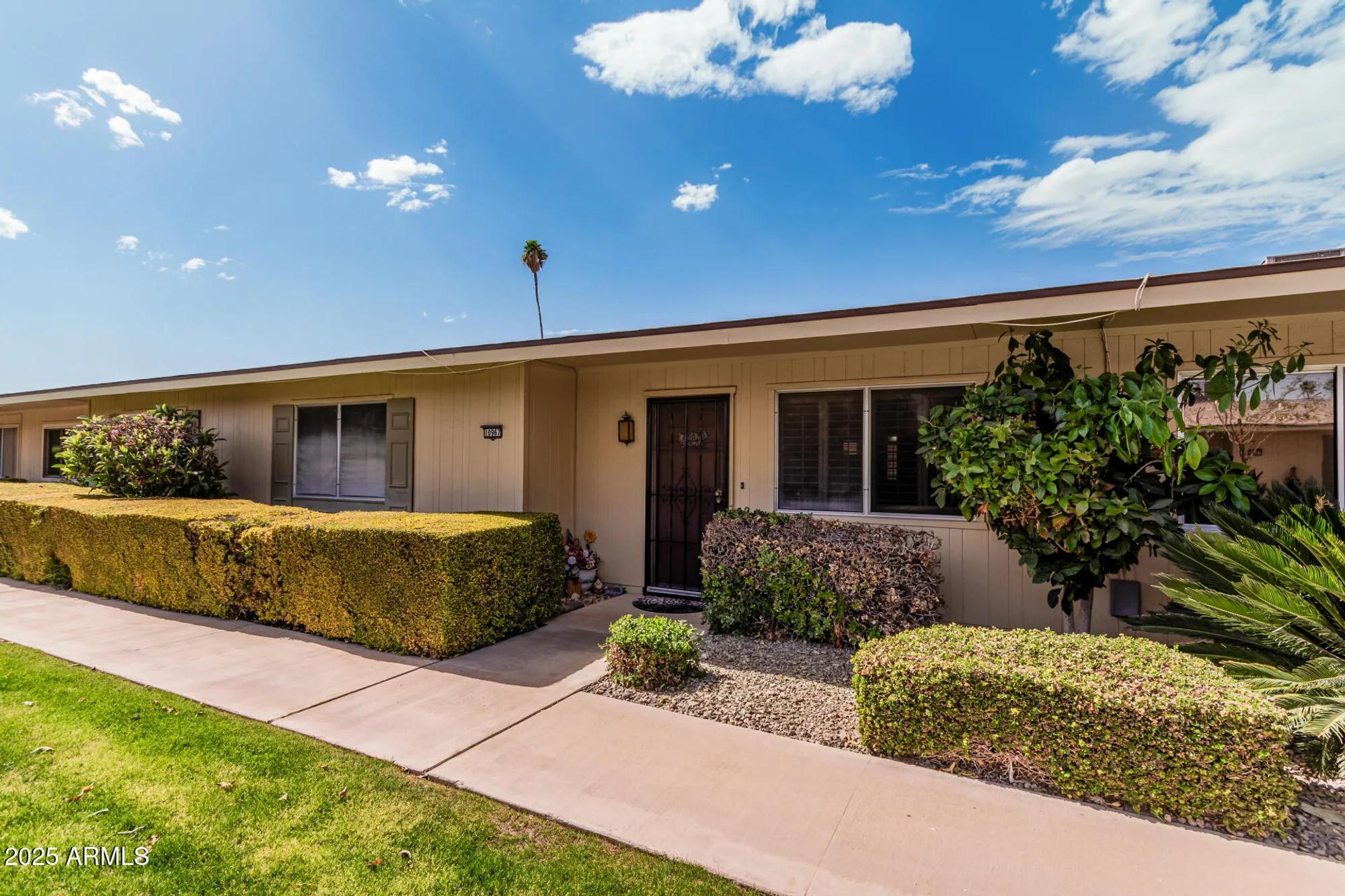 Property Slideshow image 2 of 26 | 10967 w santa fe dr, Sun City, AZ, 85351