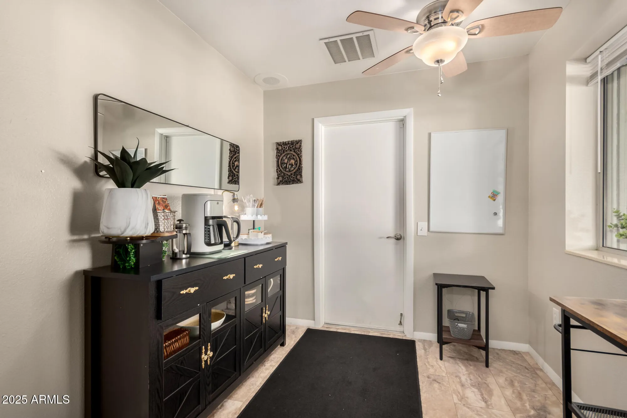 Property Slideshow image 13 of 41 | 9502 w indian hills dr, Sun City, AZ, 85351