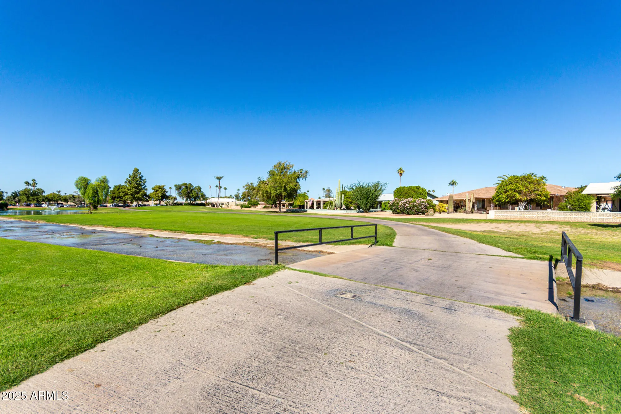 Property Slideshow image 36 of 41 | 9502 w indian hills dr, Sun City, AZ, 85351