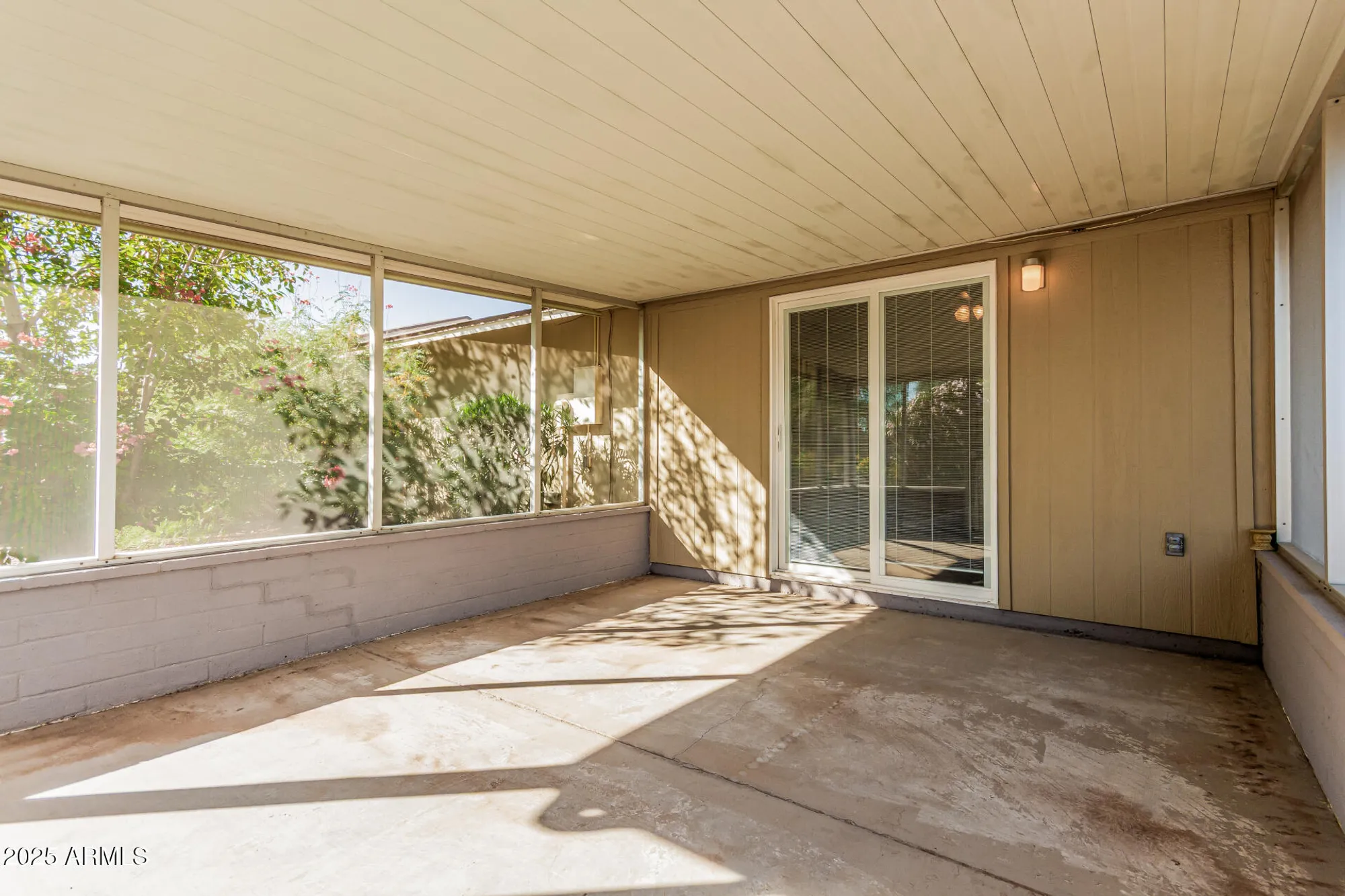 Property Slideshow image 30 of 39 | 10129 w pine springs dr, Sun City, AZ, 85373