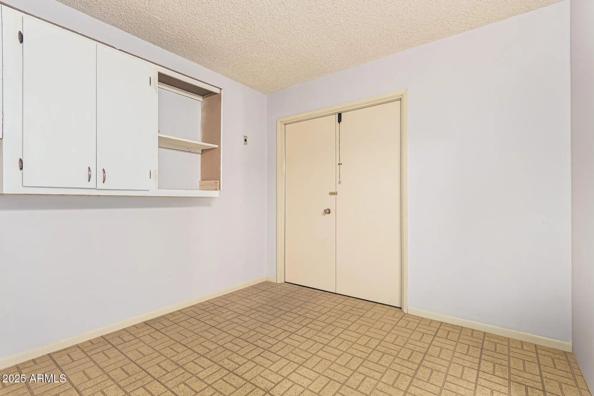 Property Slideshow image 25 of 39 | 10129 w pine springs dr, Sun City, AZ, 85373