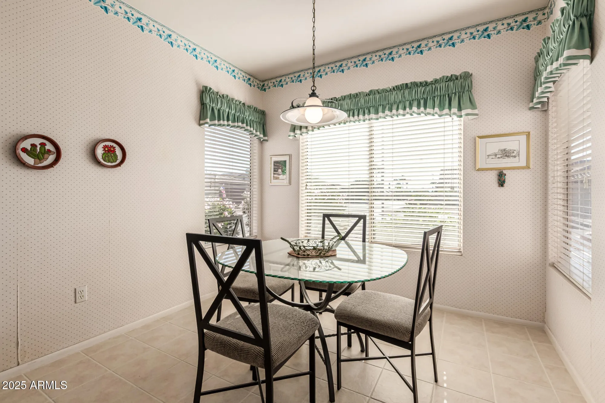 Property Slideshow image 13 of 34 | 18201 n avalon ln, Surprise, AZ, 85374