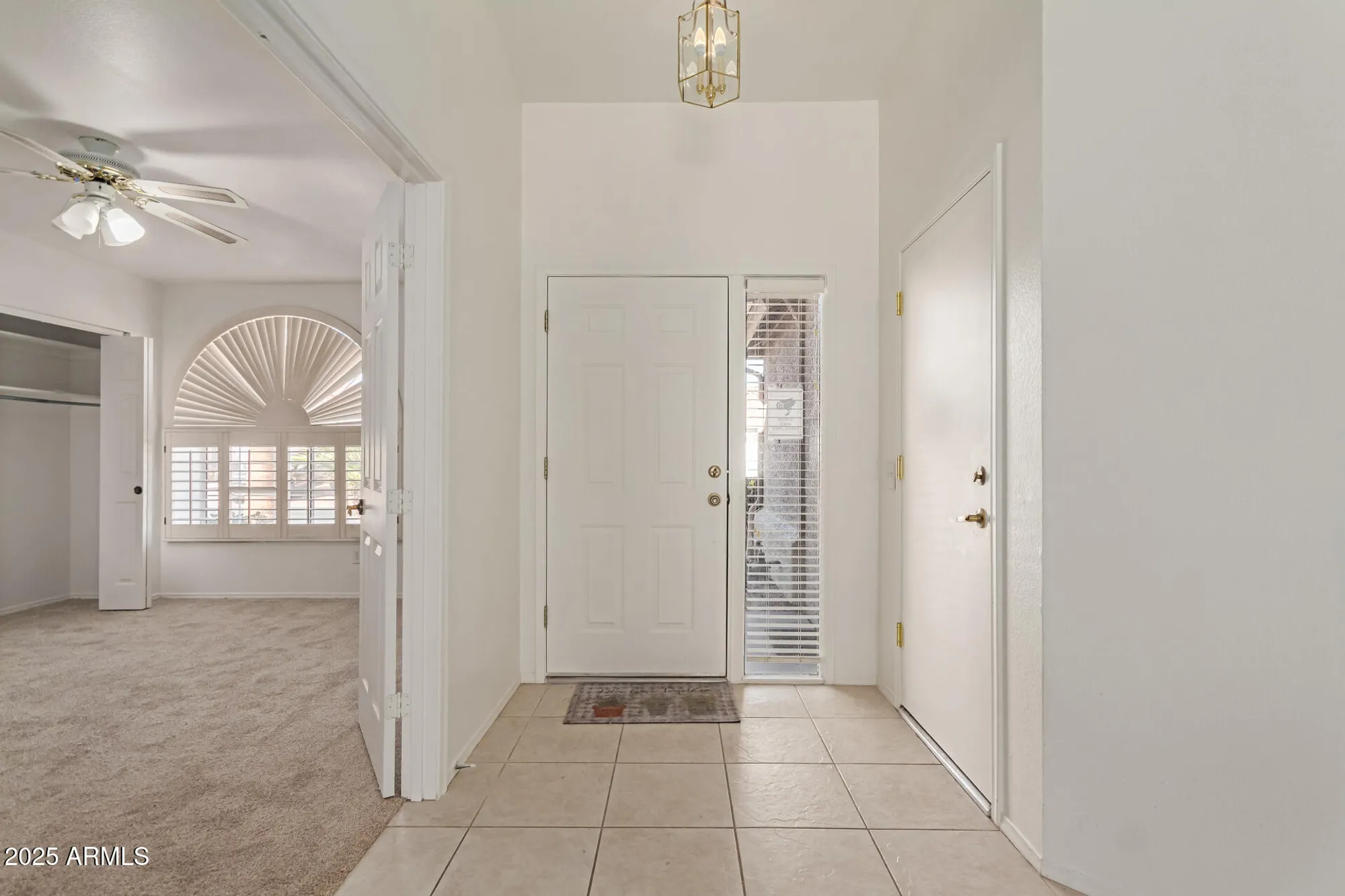 Property Slideshow image 13 of 34 | 1531 e buena vista dr, Chandler, AZ, 85249