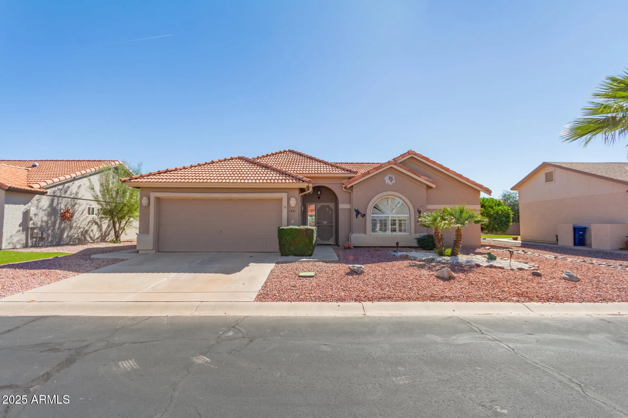 Property Slideshow image 10 of 34 | 1531 e buena vista dr, Chandler, AZ, 85249