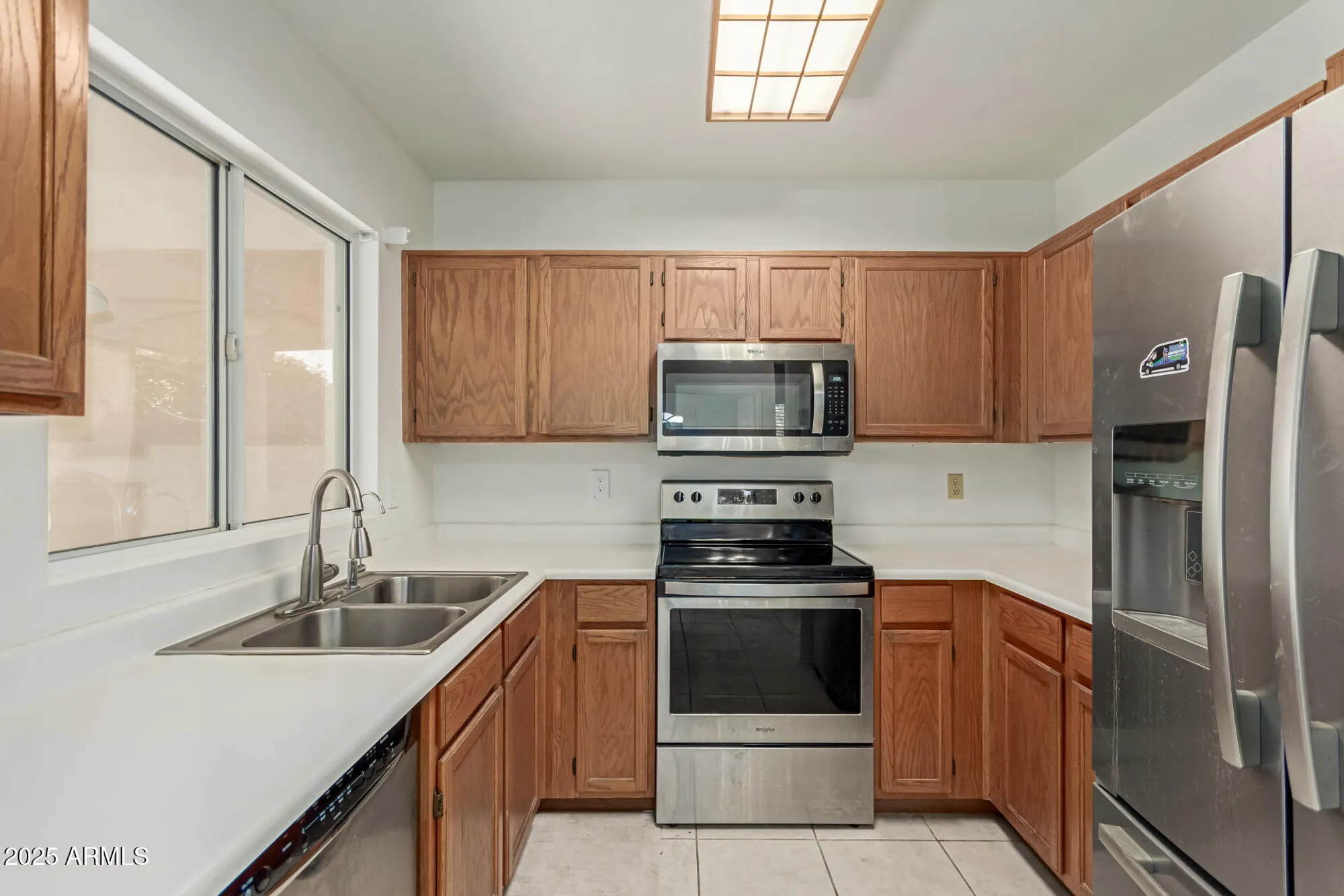 Property Slideshow image 19 of 34 | 1531 e buena vista dr, Chandler, AZ, 85249