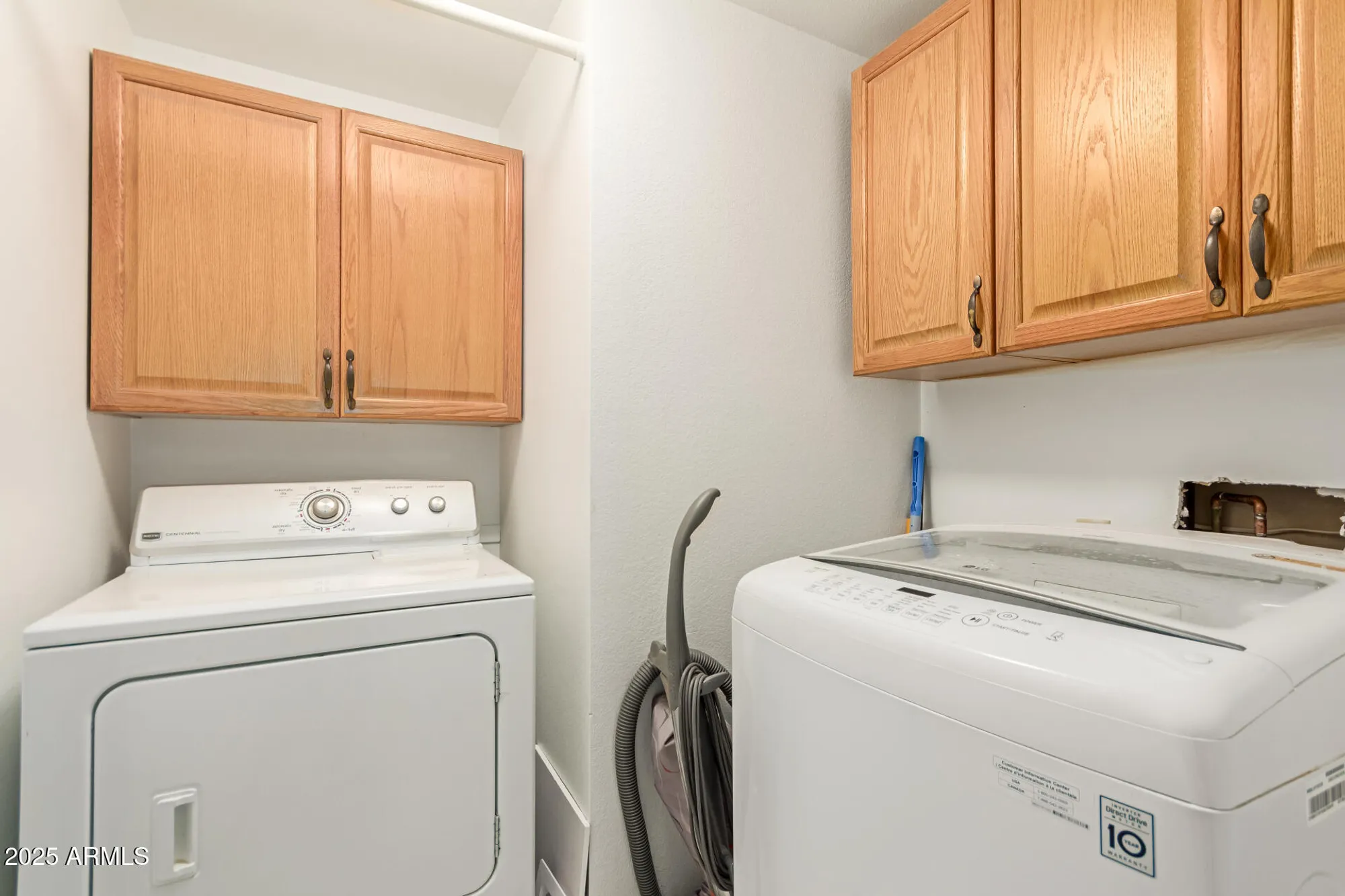 Property Slideshow image 27 of 34 | 1531 e buena vista dr, Chandler, AZ, 85249