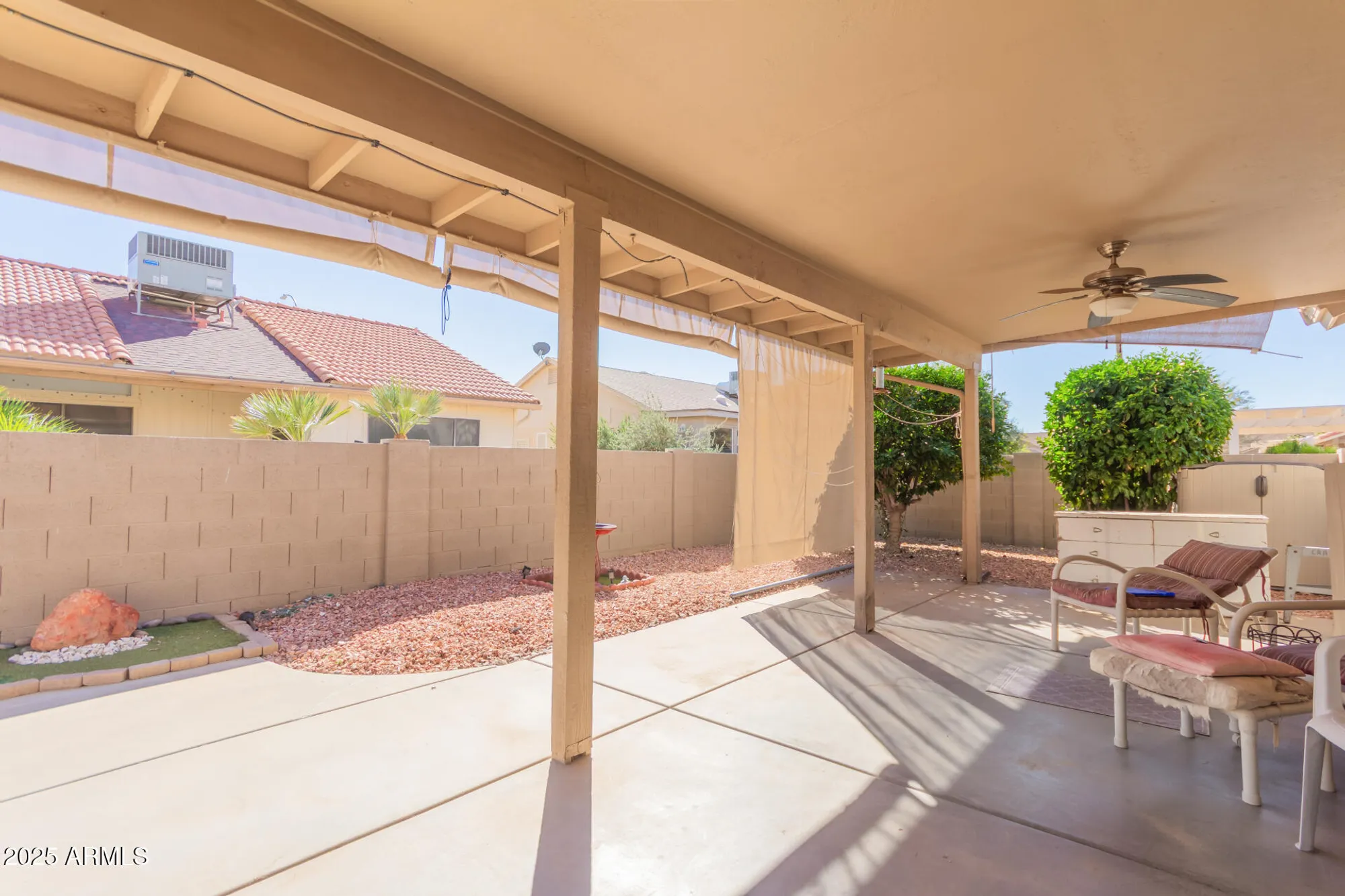 Property Slideshow image 2 of 34 | 1531 e buena vista dr, Chandler, AZ, 85249
