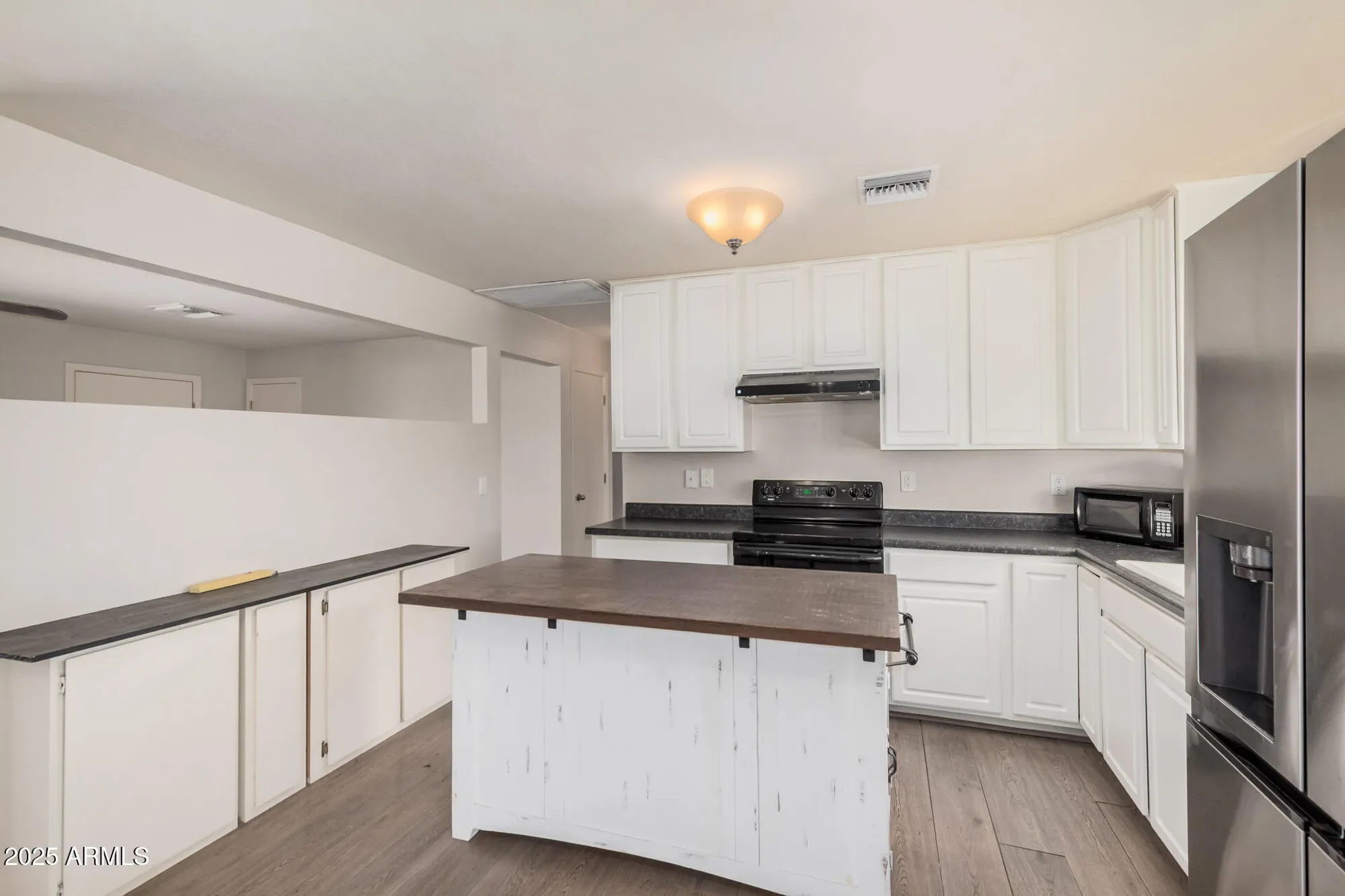 Property Slideshow image 8 of 29 | 5533 e decatur st, Mesa, AZ, 85205