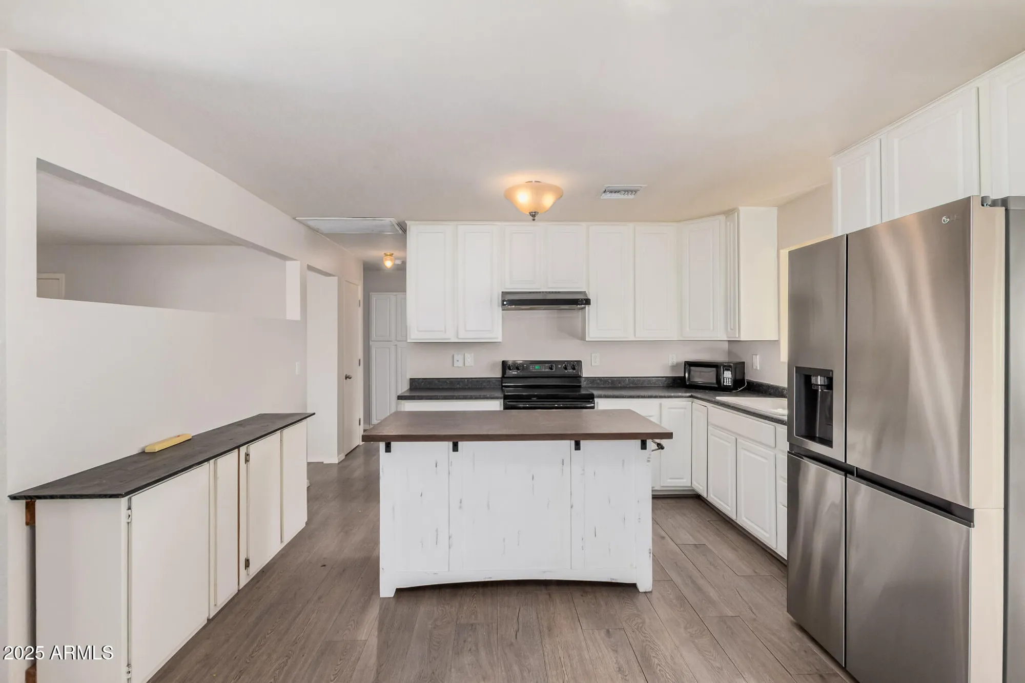 Property Slideshow image 9 of 29 | 5533 e decatur st, Mesa, AZ, 85205