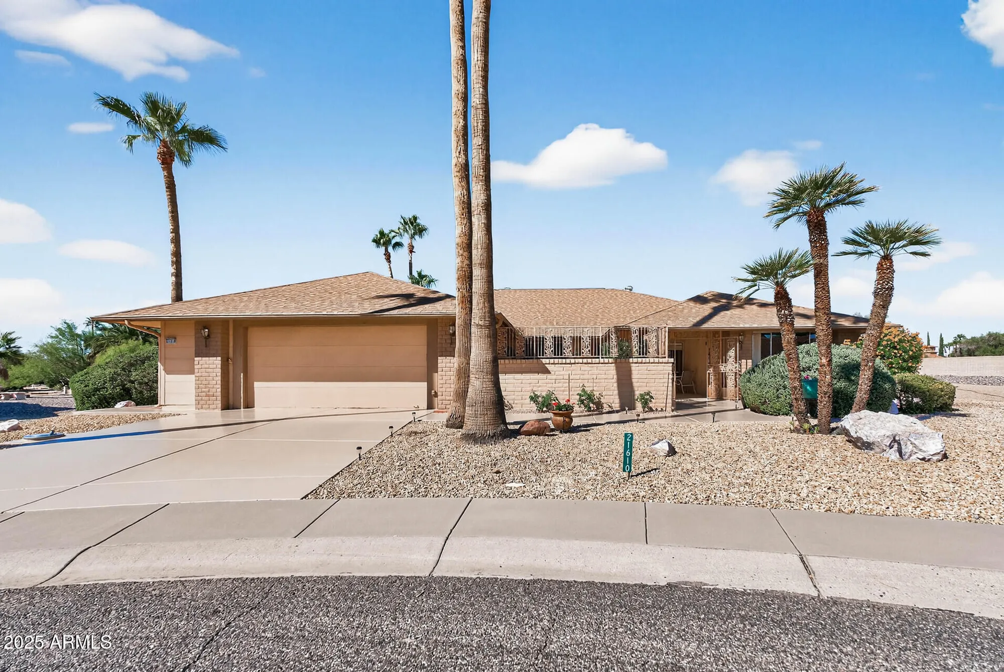 Property Slideshow image 1 of 82 | 21610 n sunglow dr, Sun City West, AZ, 85375