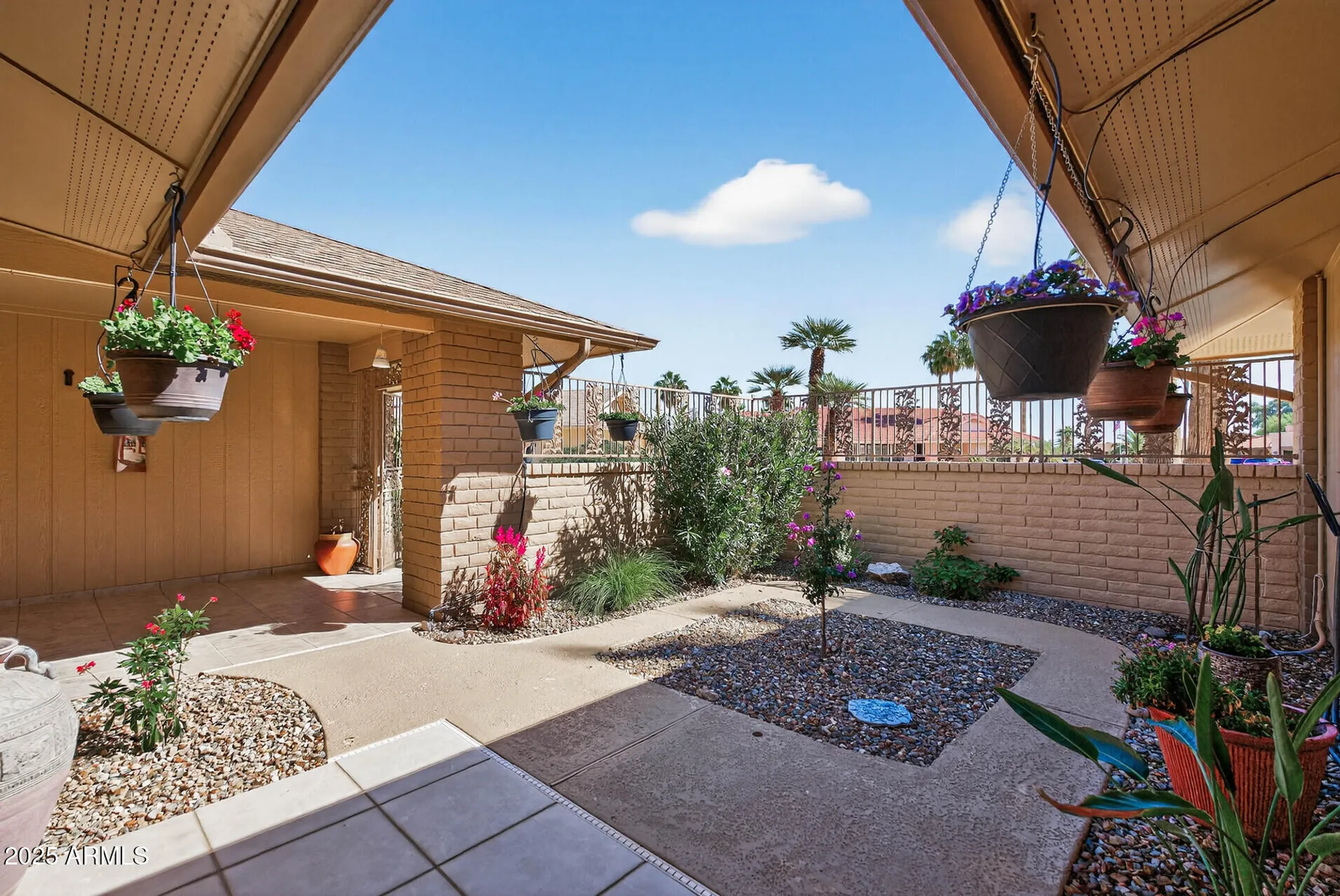 Property Slideshow image 8 of 82 | 21610 n sunglow dr, Sun City West, AZ, 85375