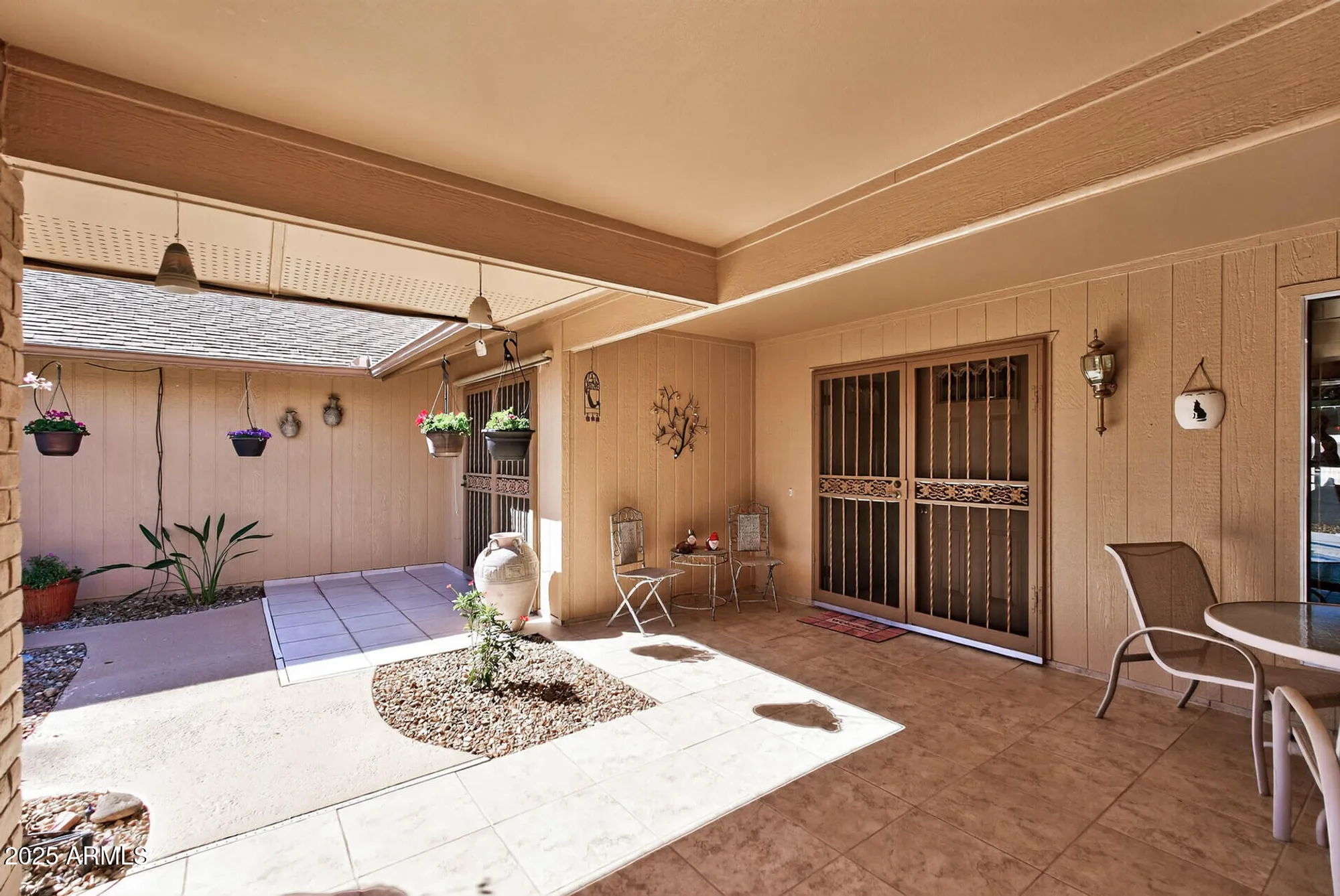 Property Slideshow image 10 of 82 | 21610 n sunglow dr, Sun City West, AZ, 85375