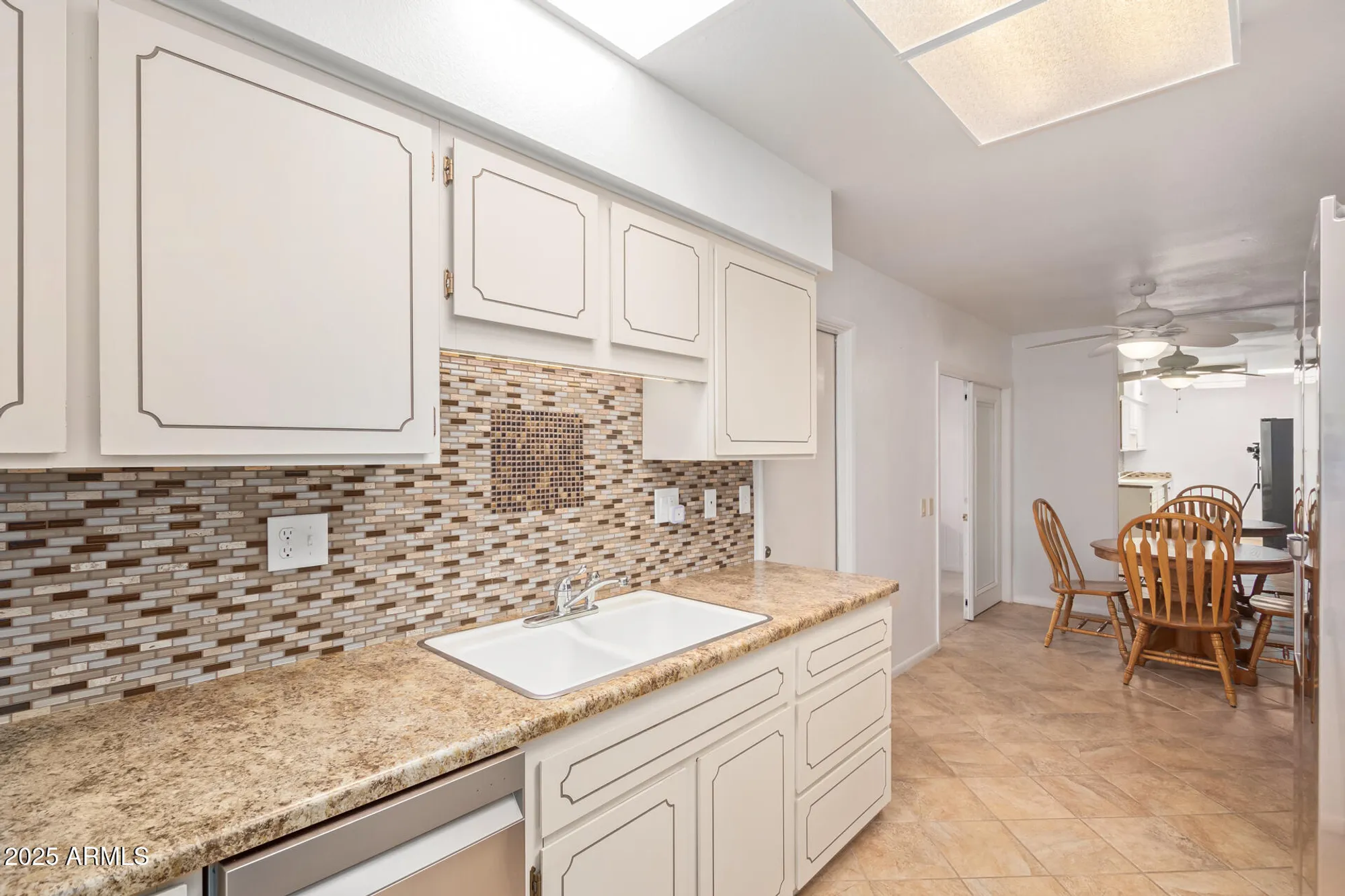 Property Slideshow image 9 of 26 | 10050 w lancaster dr, Sun City, AZ, 85351