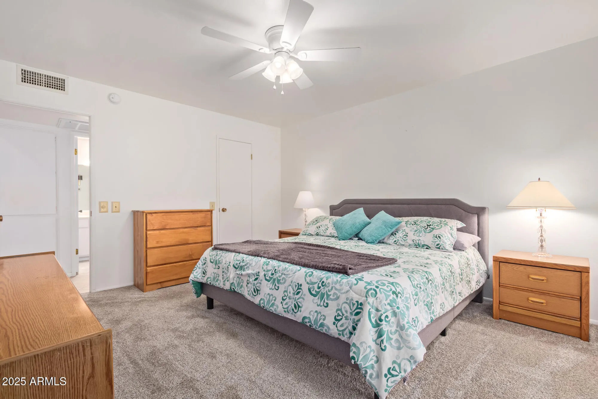 Property Slideshow image 13 of 26 | 10050 w lancaster dr, Sun City, AZ, 85351