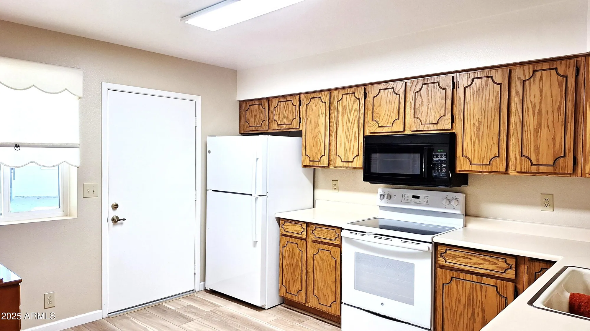Property Slideshow image 4 of 18 | 2064 s farnsworth dr unit 38, Mesa, AZ, 85209