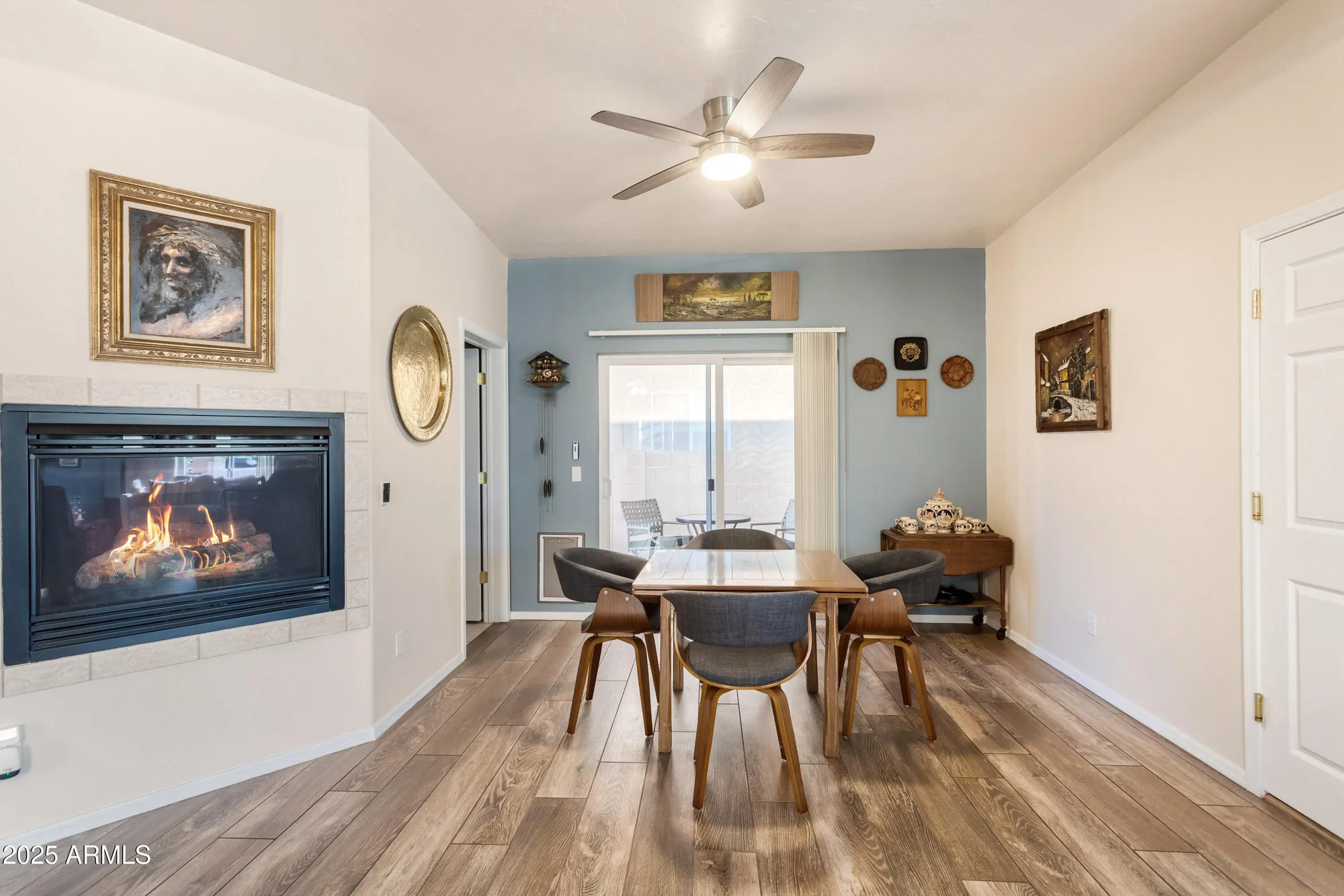 Property Slideshow image 9 of 27 | 301 s clubhouse ln, Sierra Vista, AZ, 85635