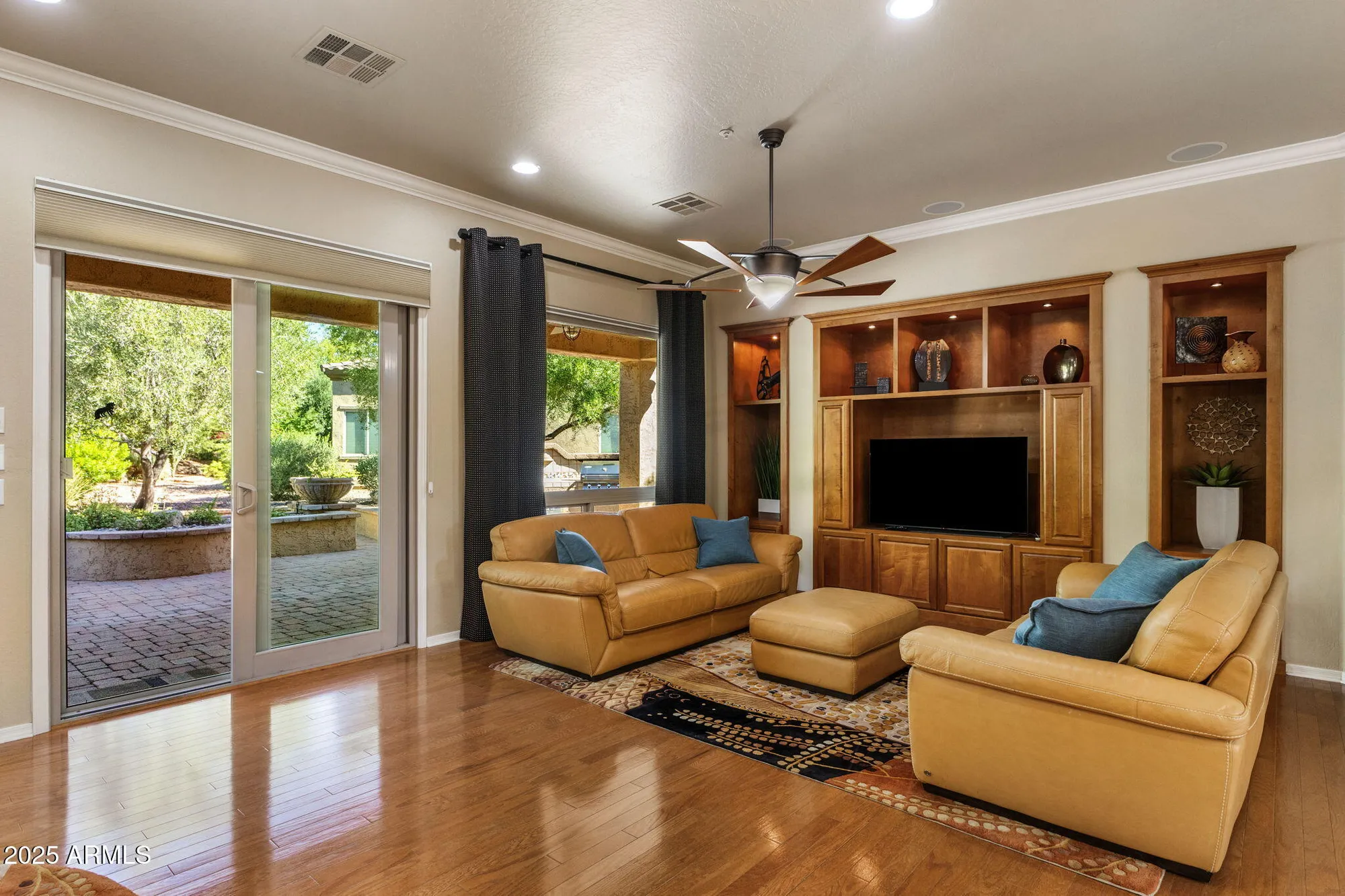 Property Slideshow image 6 of 47 | 12832 w pinnacle vista dr, Peoria, AZ, 85383