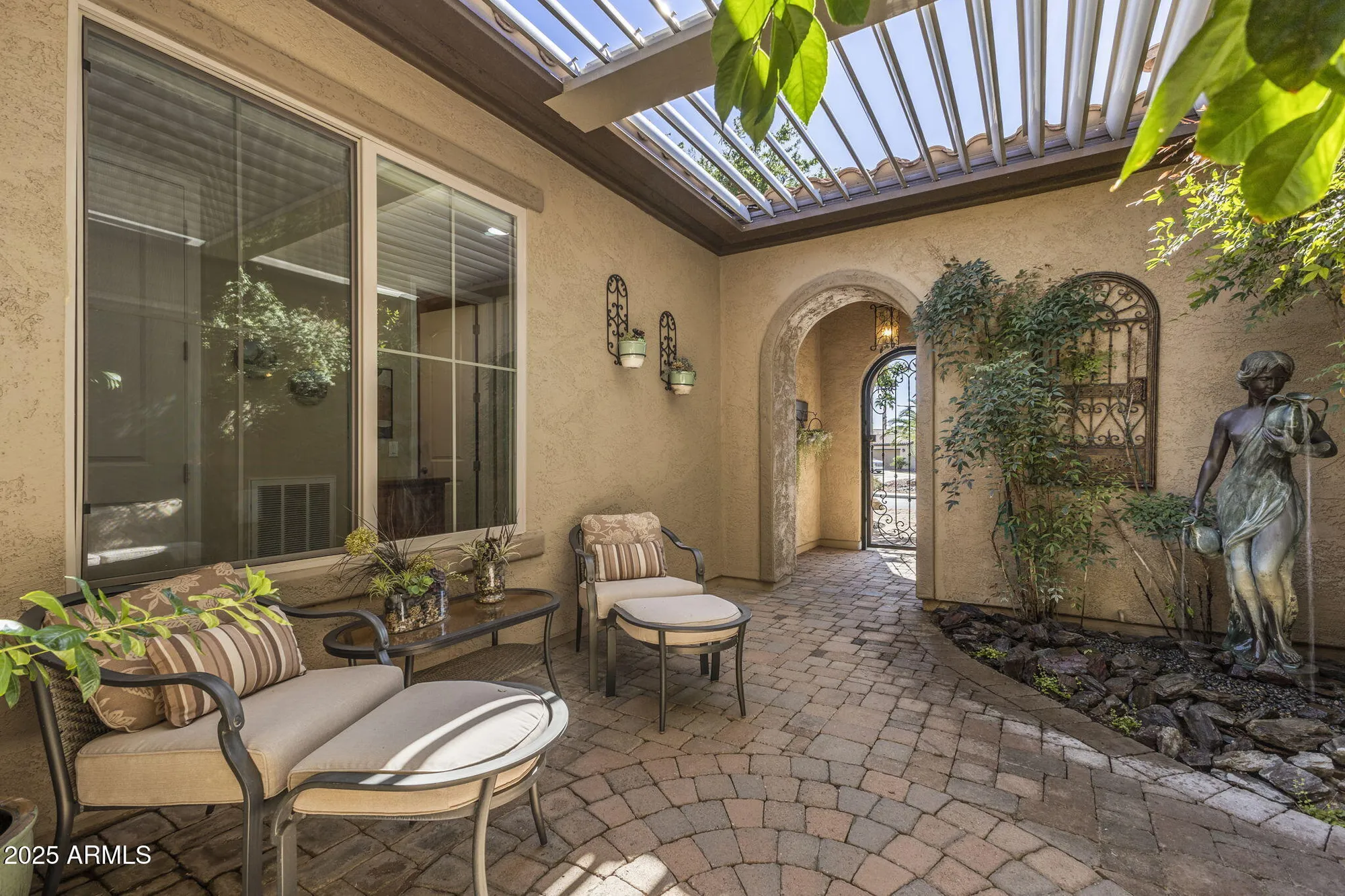 Property Slideshow image 3 of 47 | 12832 w pinnacle vista dr, Peoria, AZ, 85383