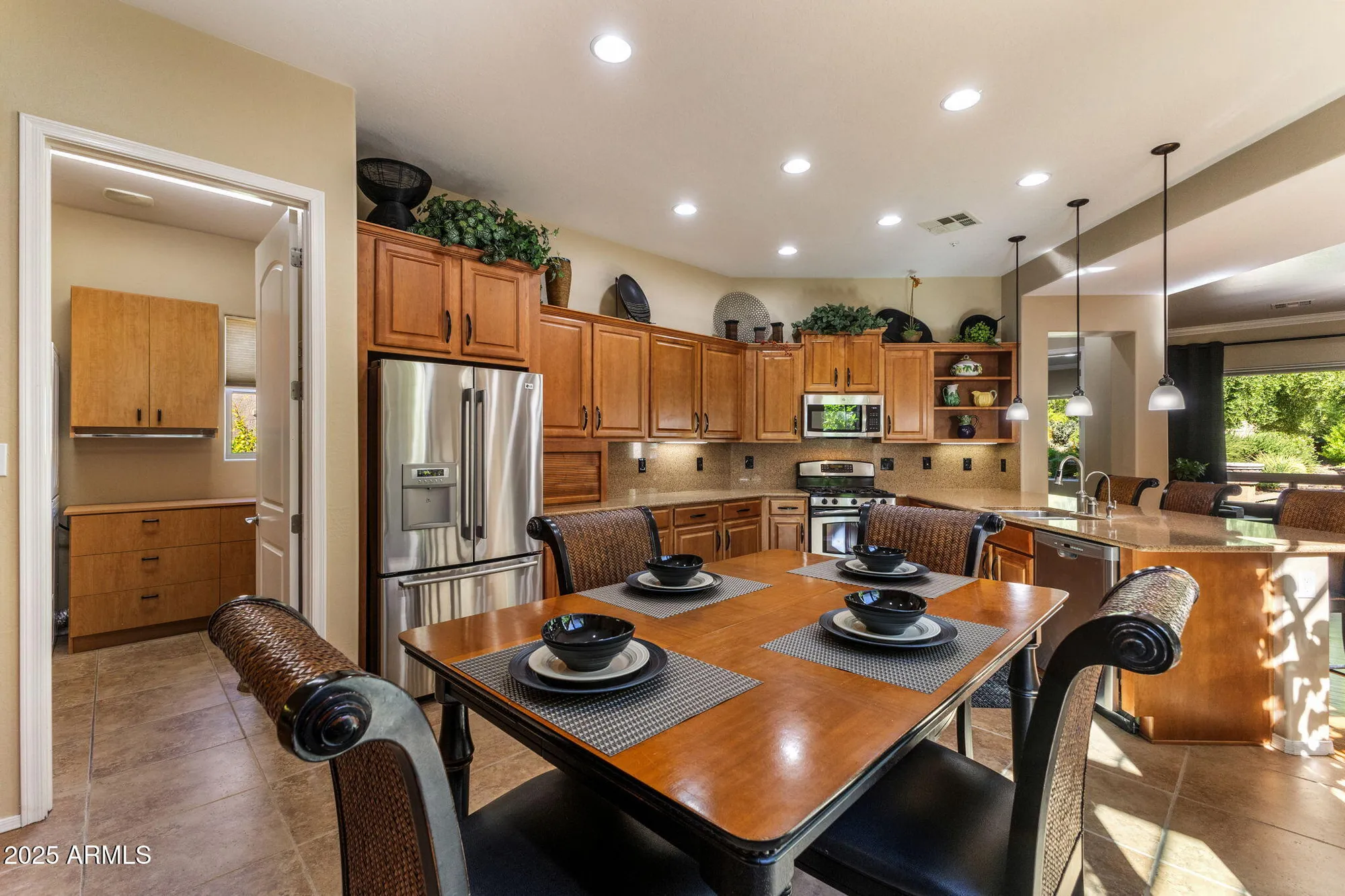 Property Slideshow image 11 of 47 | 12832 w pinnacle vista dr, Peoria, AZ, 85383