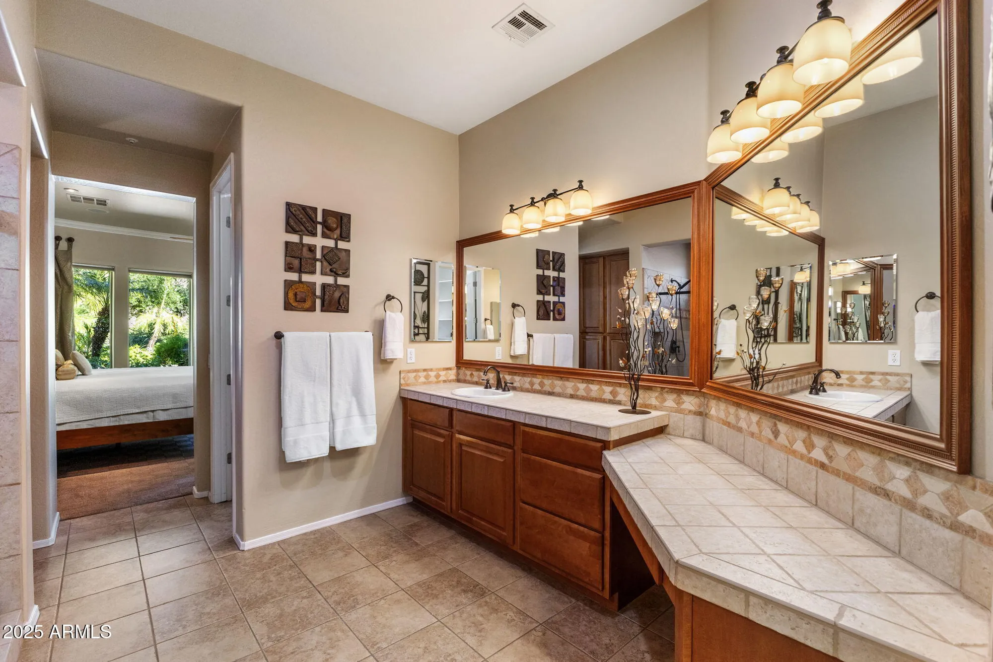 Property Slideshow image 18 of 47 | 12832 w pinnacle vista dr, Peoria, AZ, 85383