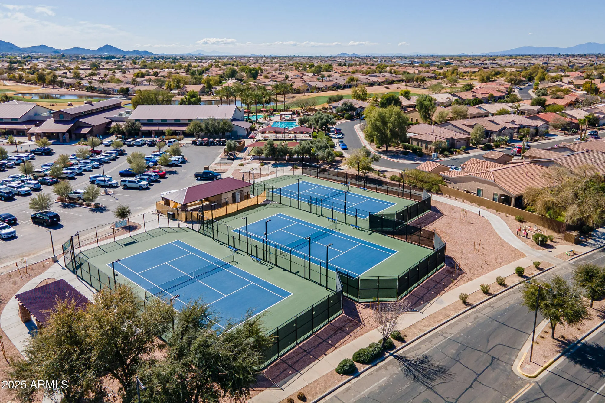 Property Slideshow image 49 of 67 | 4318 e walnut rd, Gilbert, AZ, 85298